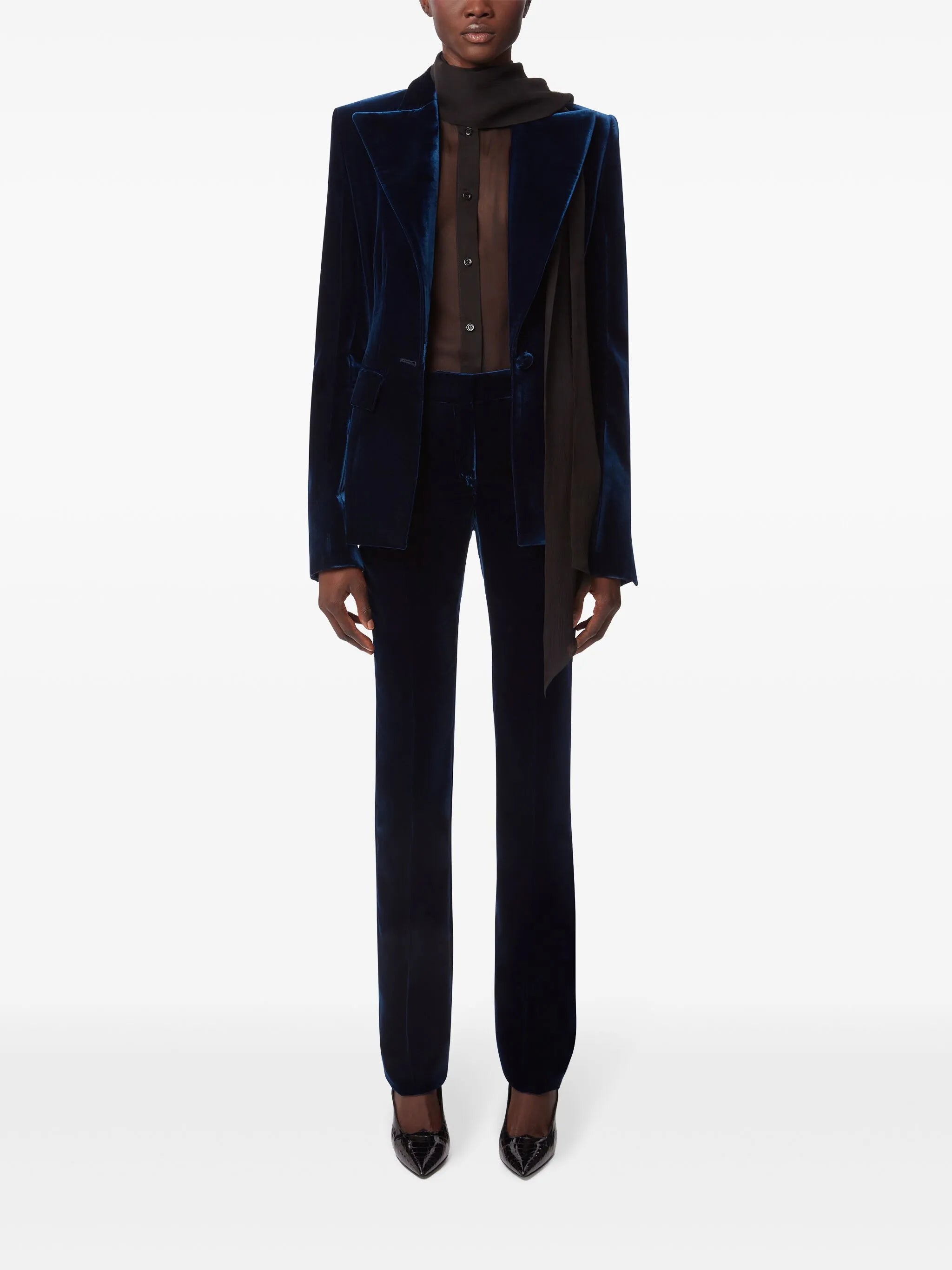 velvet single-breasted blazer