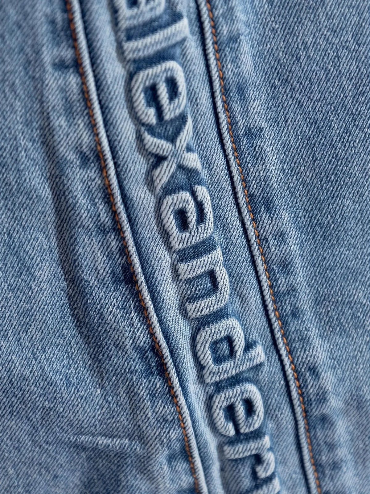 balloon logo-embossed jeans