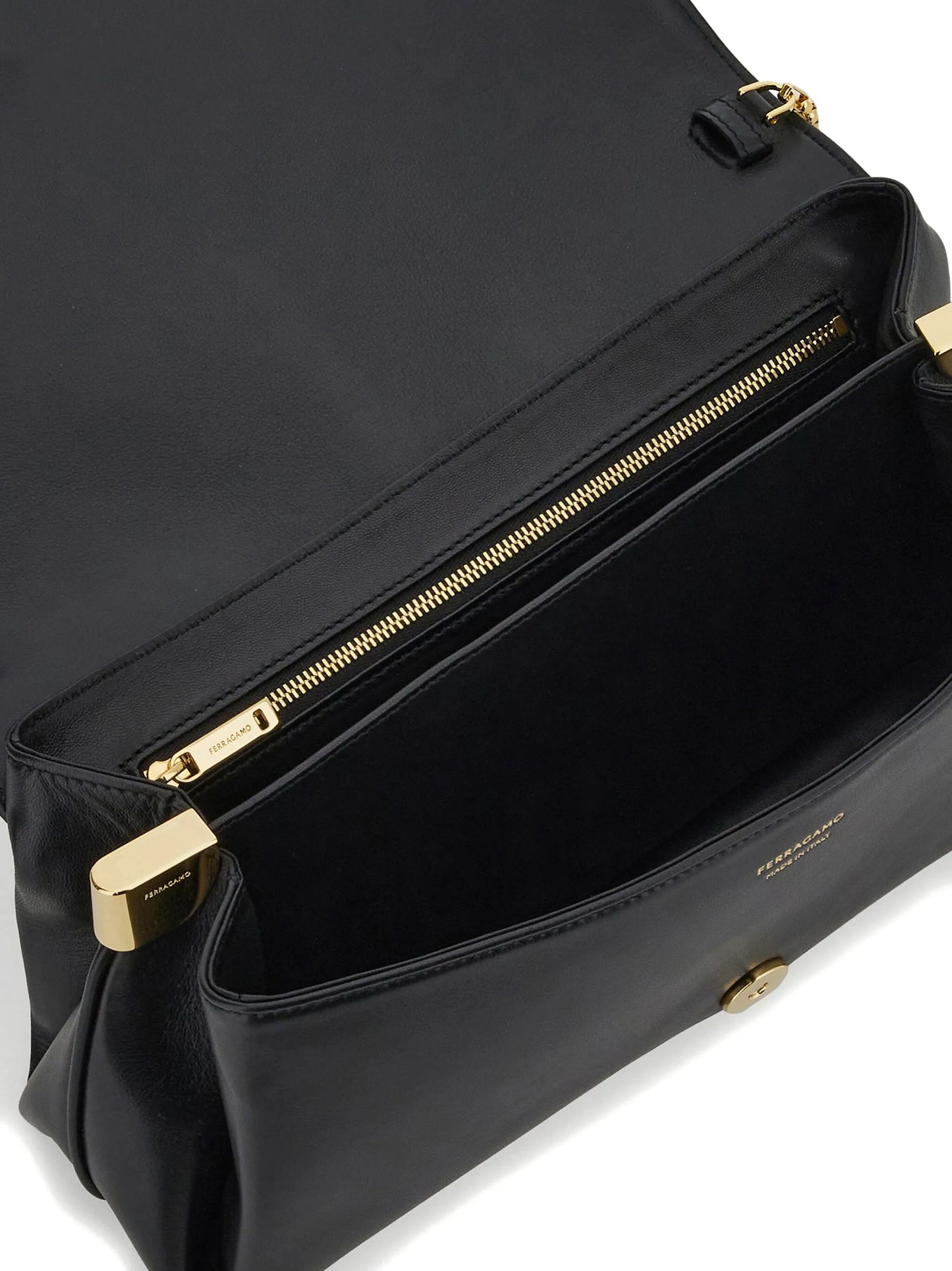 medium front-flap soulder bag