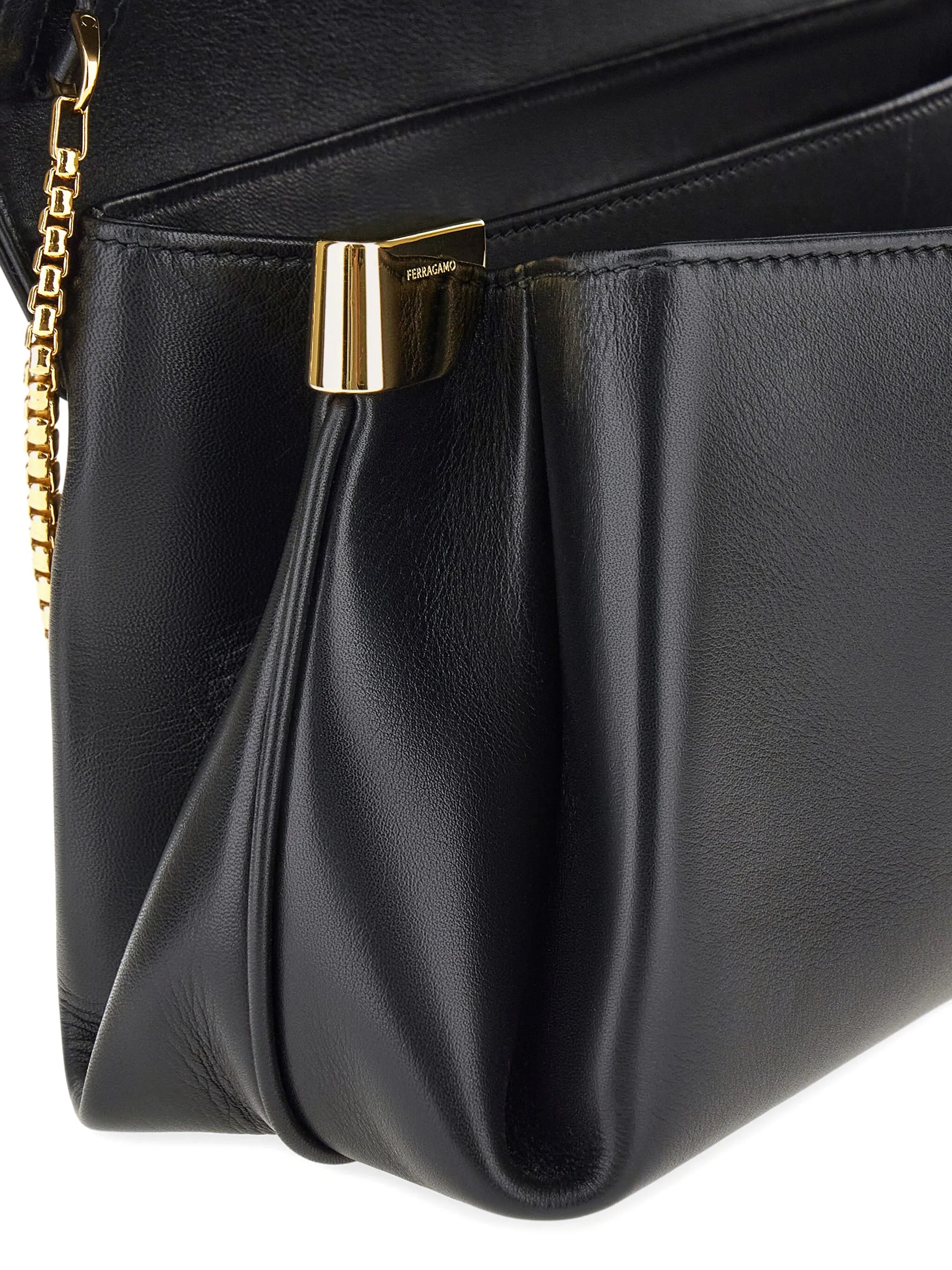 medium front-flap soulder bag