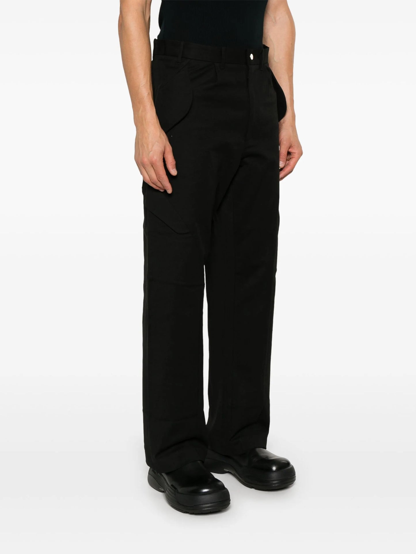 Brace trousers