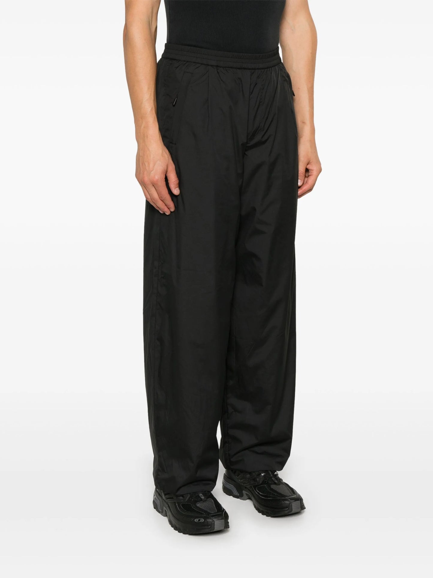 windproof trousers