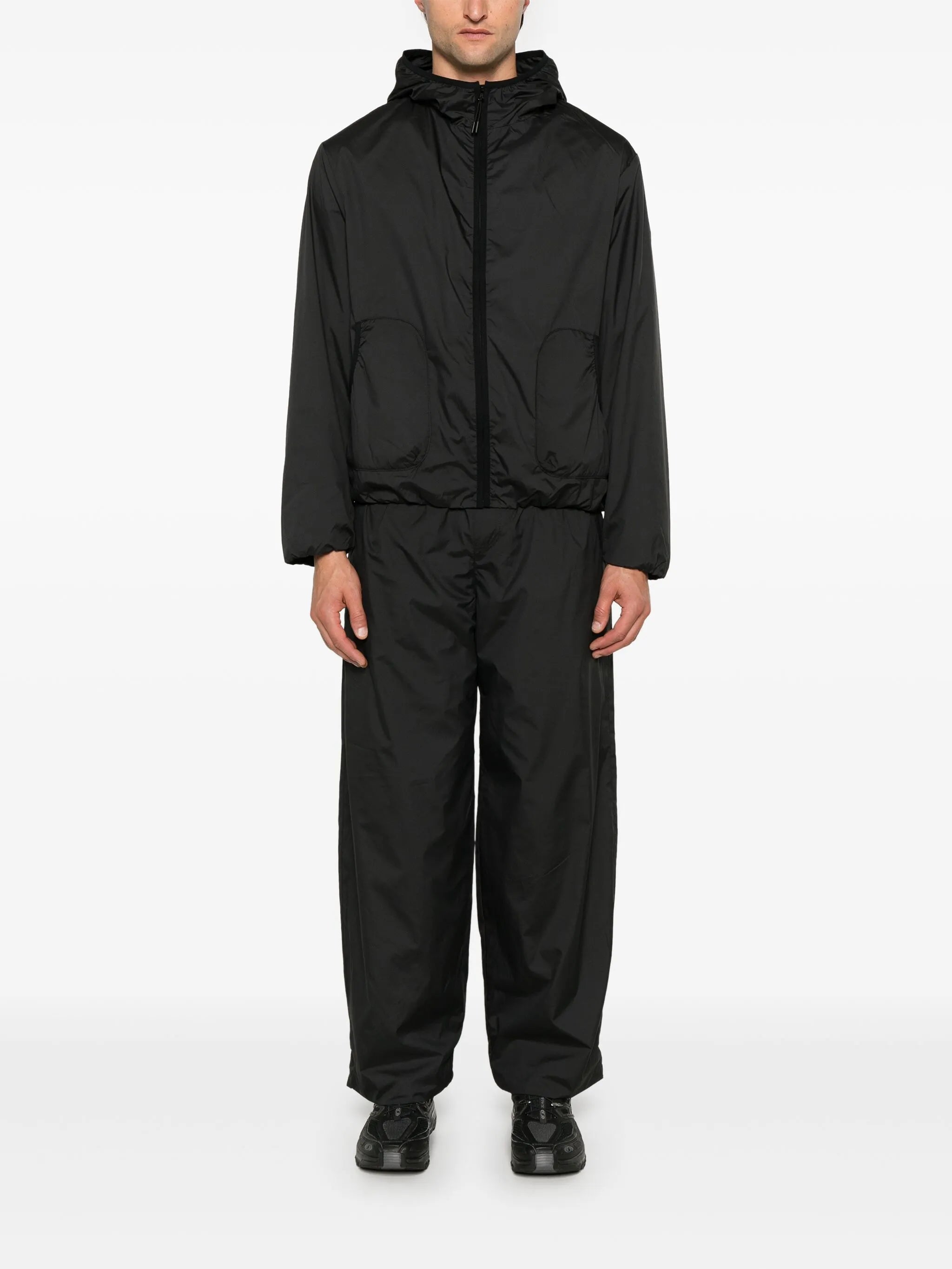 windproof trousers