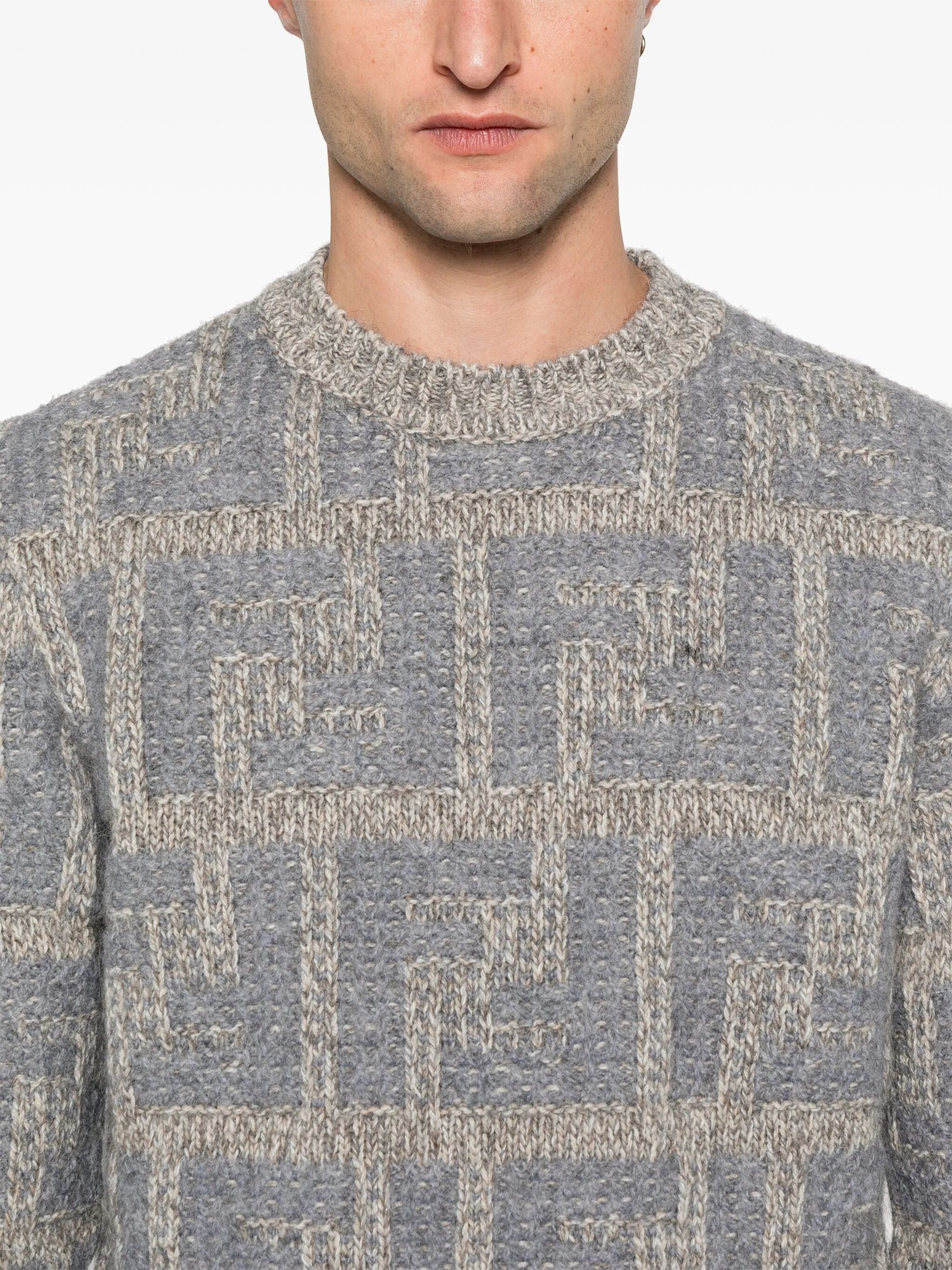 FF-pattern sweater