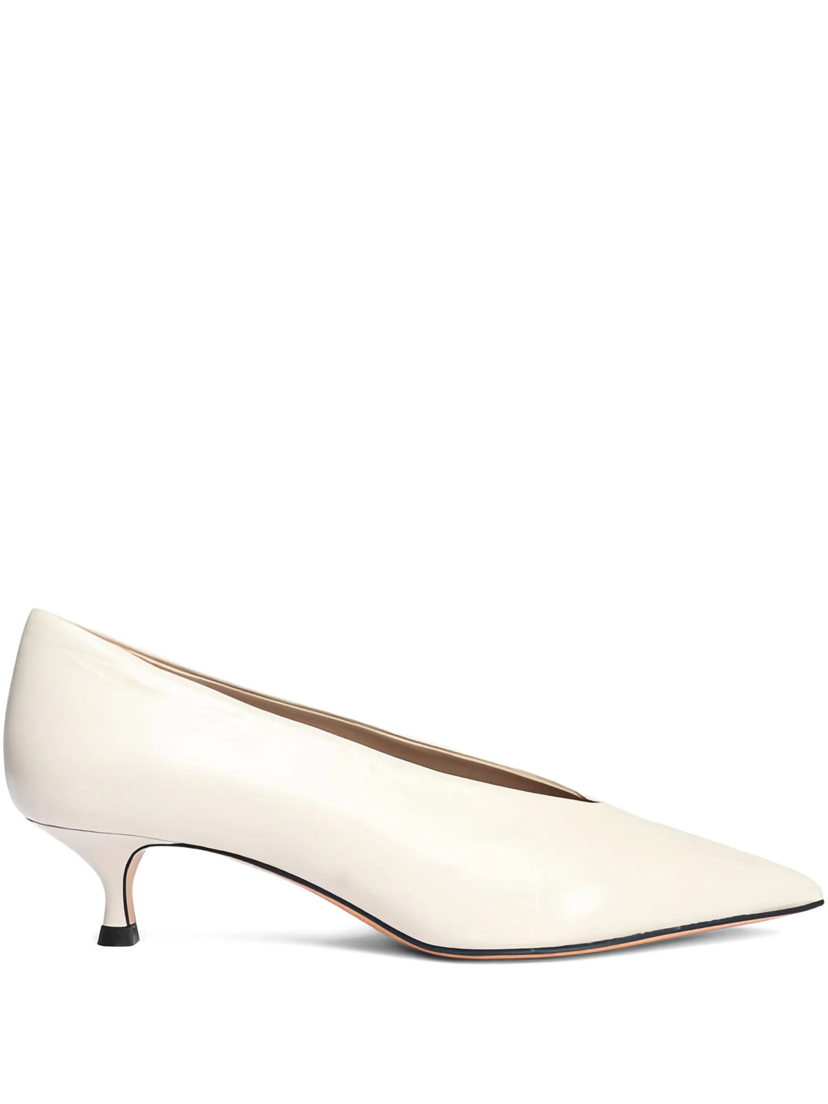 Babouche kitten pumps in ecru naplack