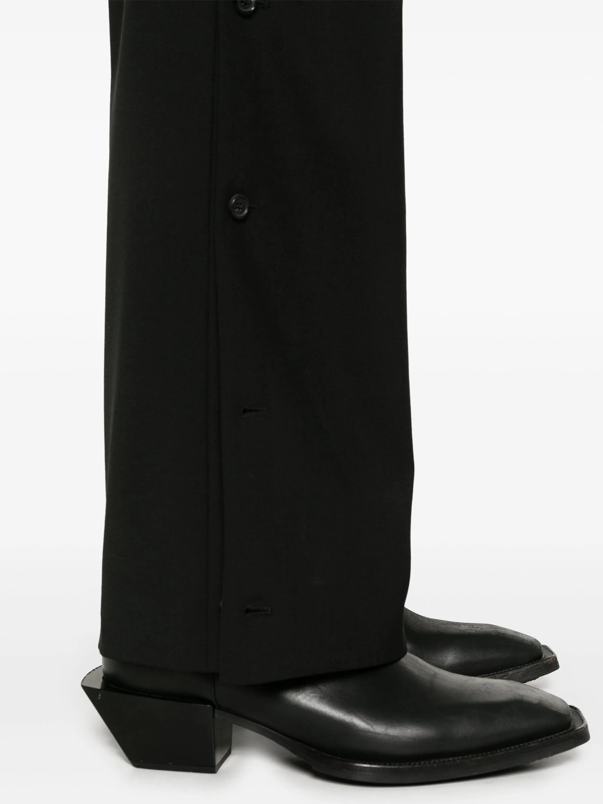 detachable-panel trousers