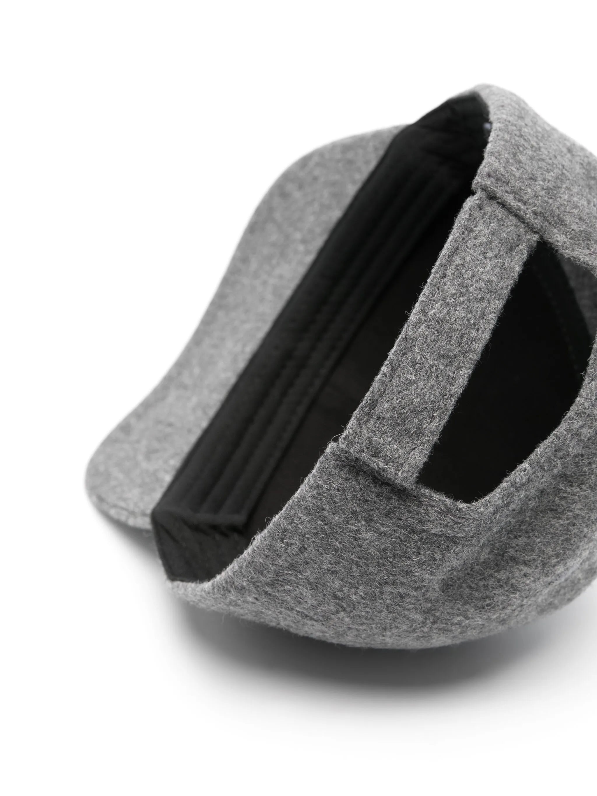 logo-embroidered felted cap
