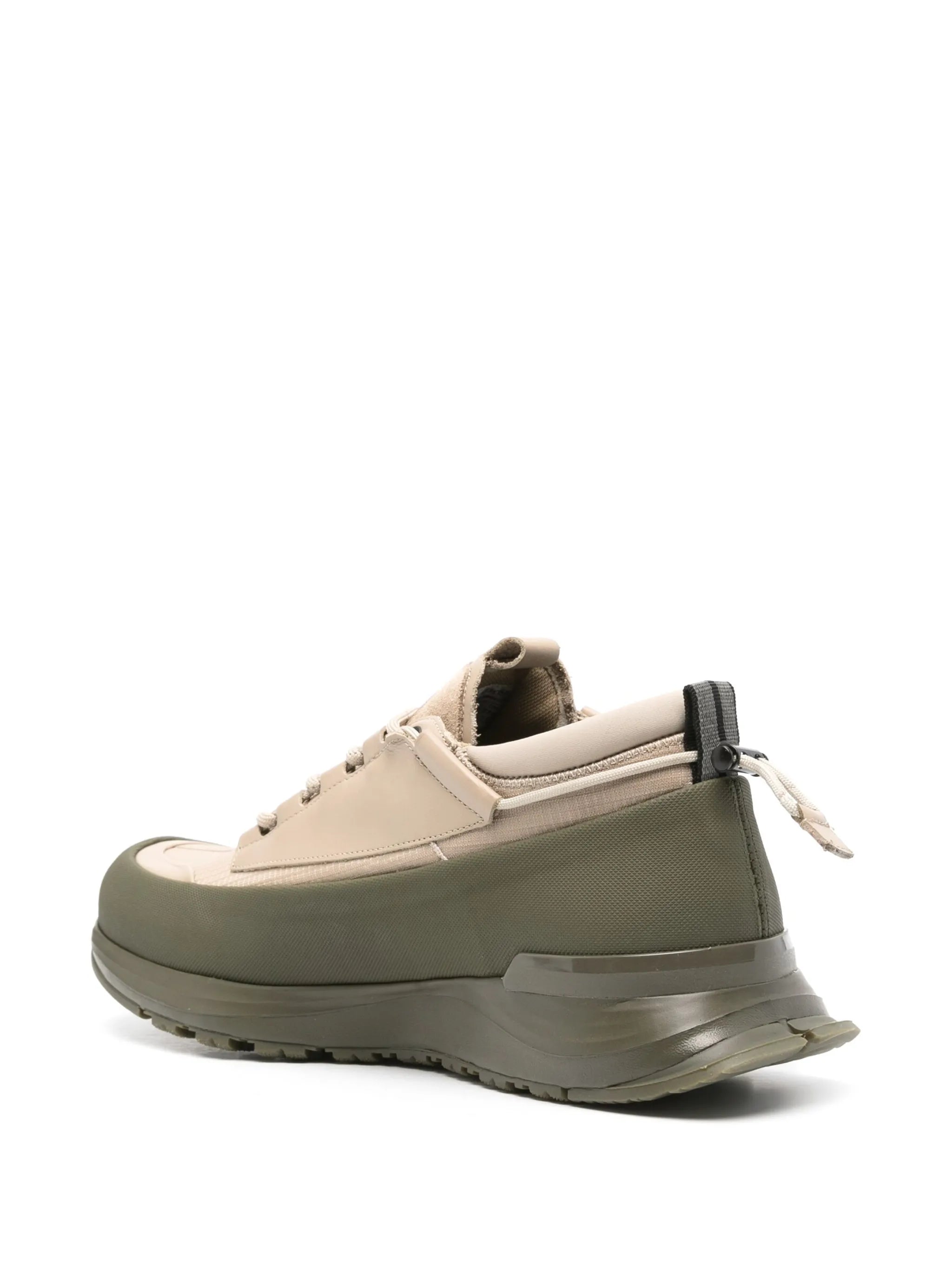 Glacier Trail sneakers