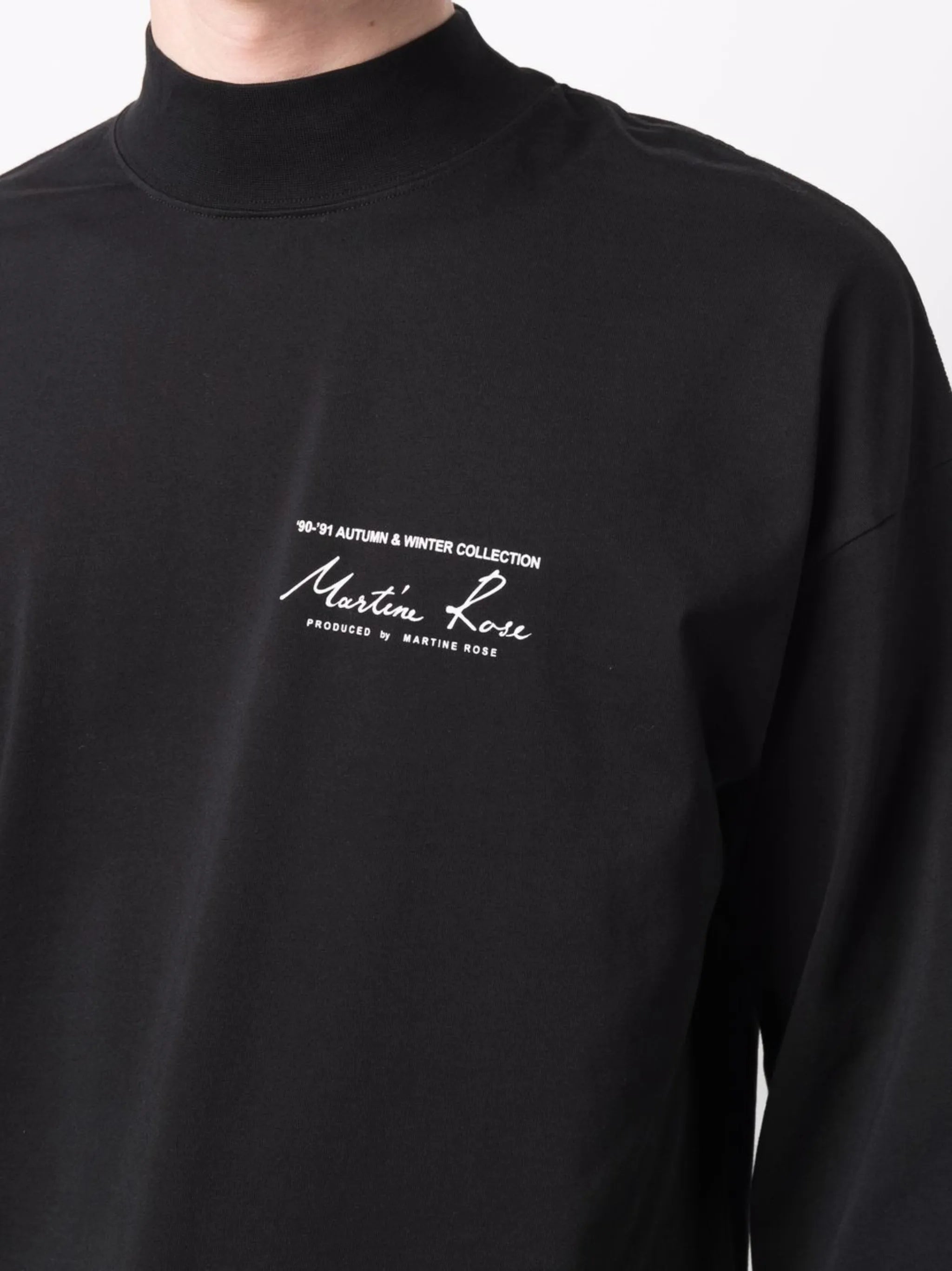 logo-print mock-neck T-shirt