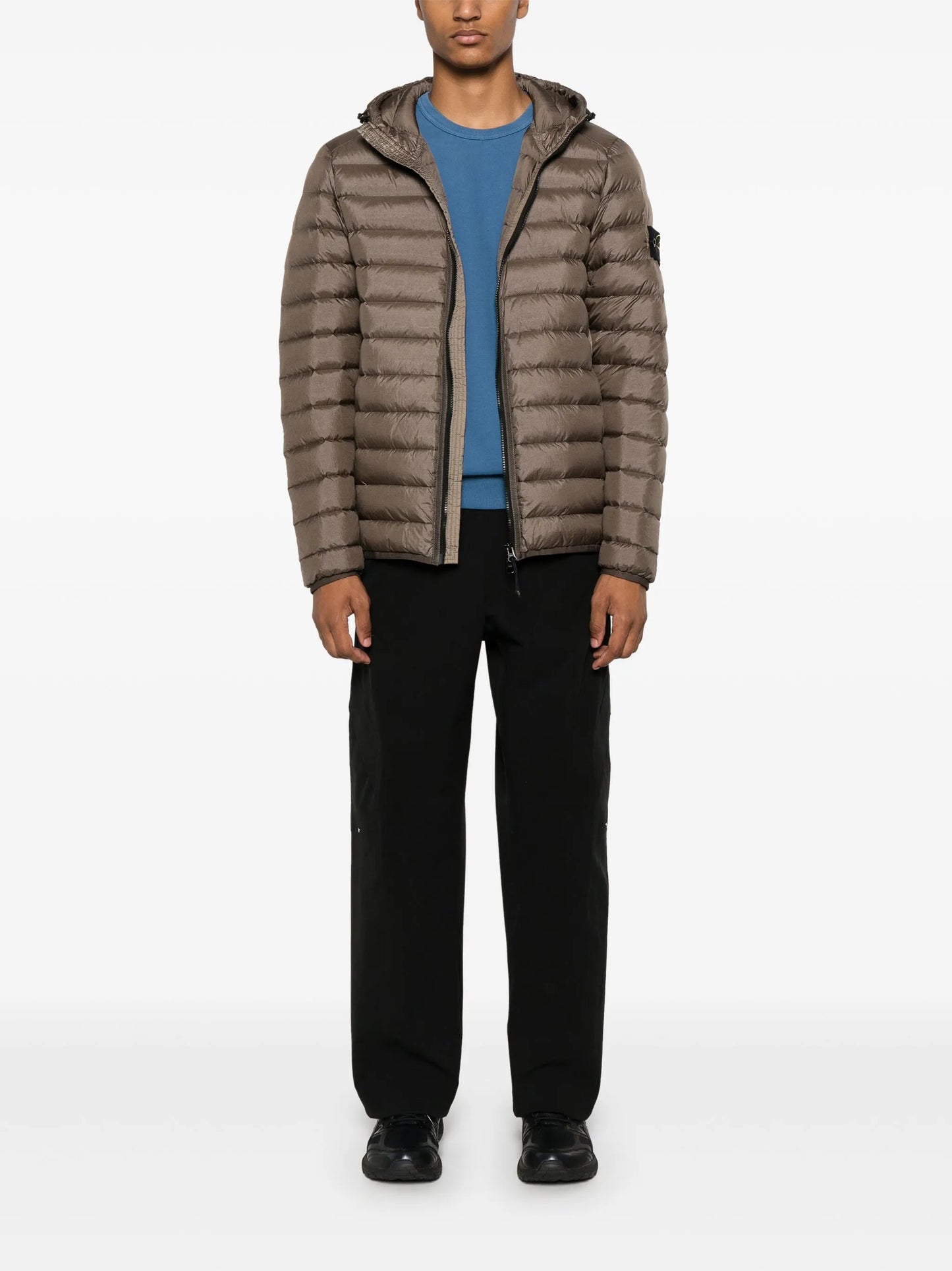 Compass-badge puffer jacket