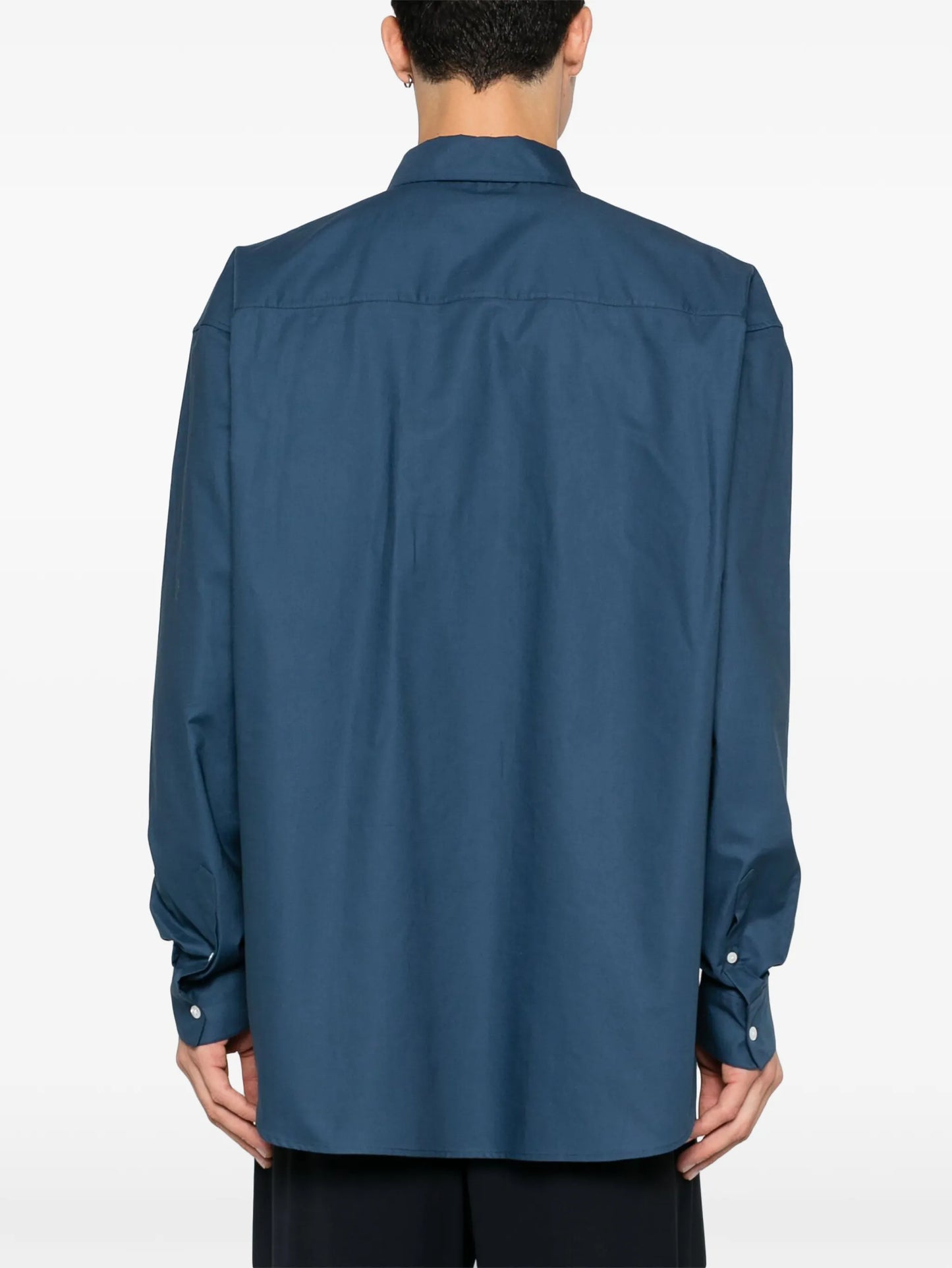 Este shirt