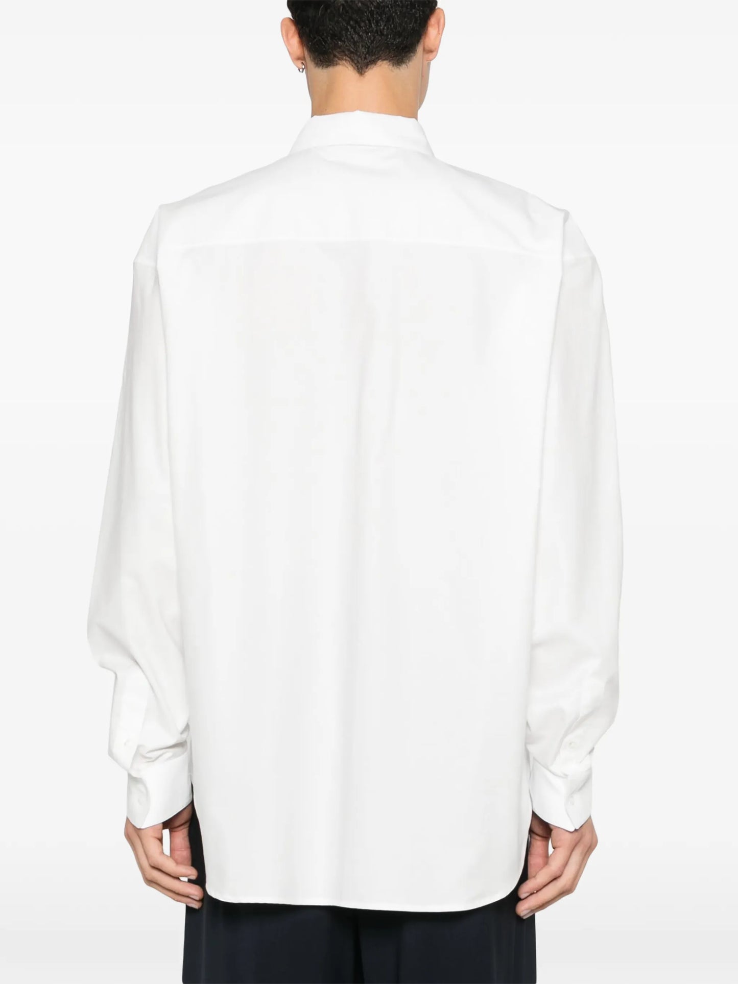 Este shirt