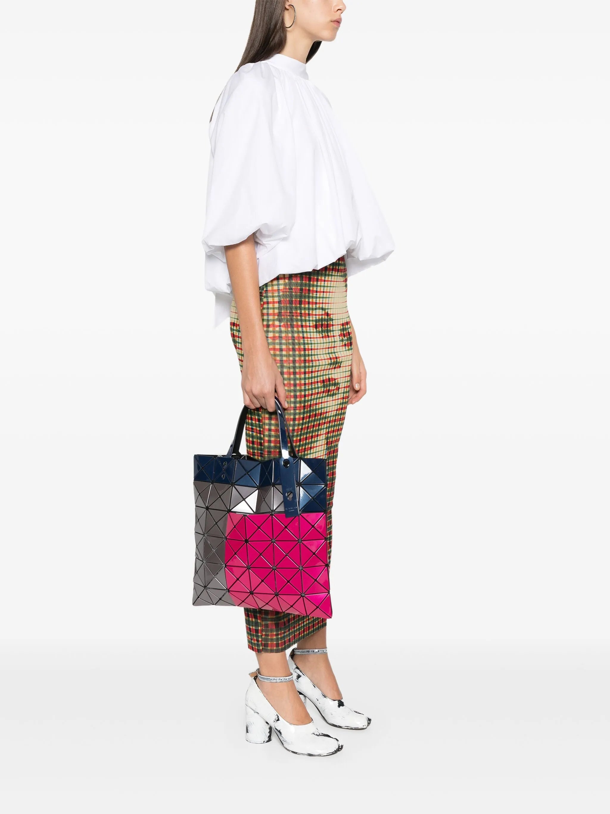 Tres tote bag