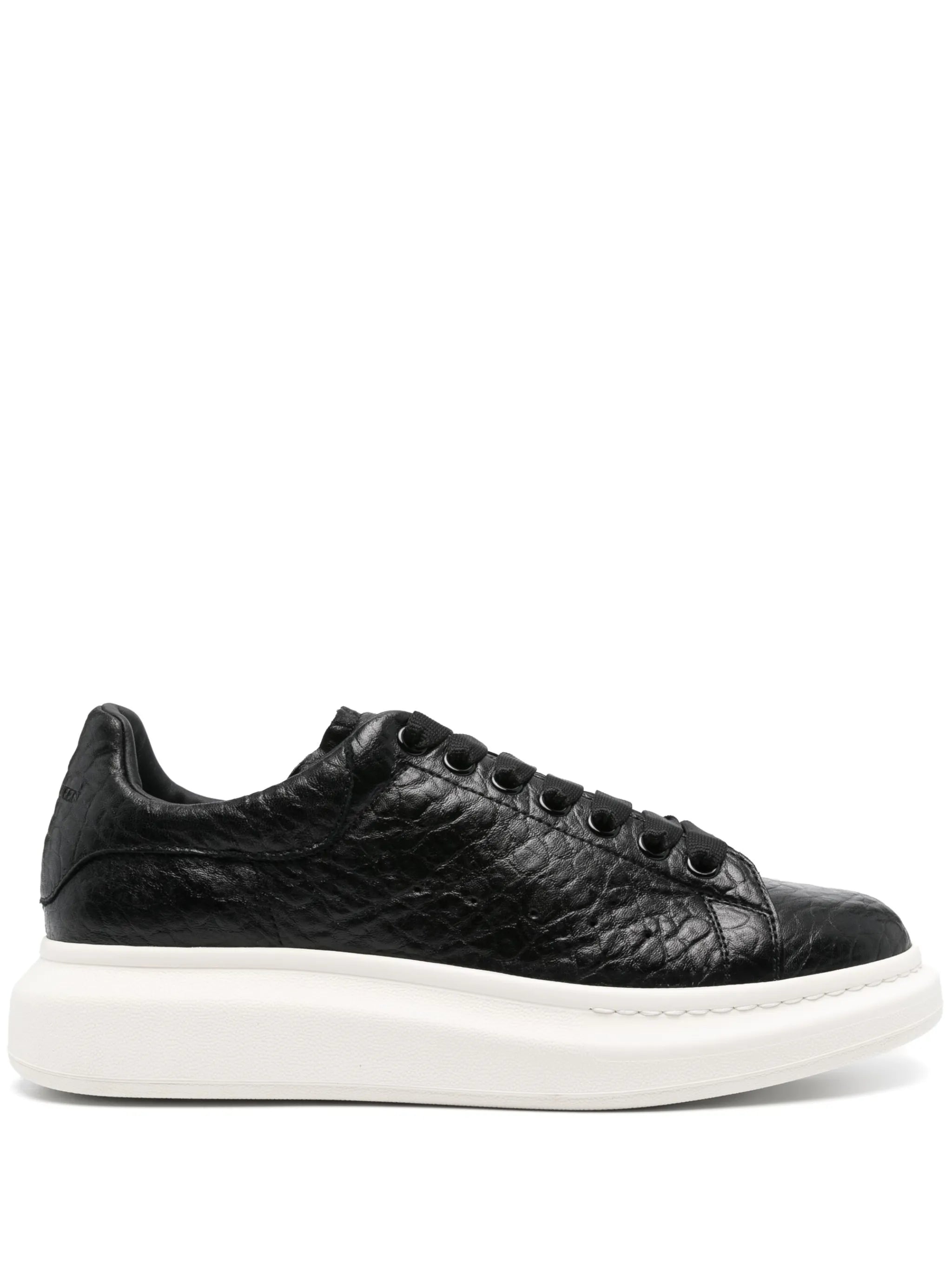 Oversized sneakers