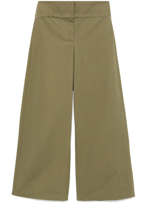 wide trousers