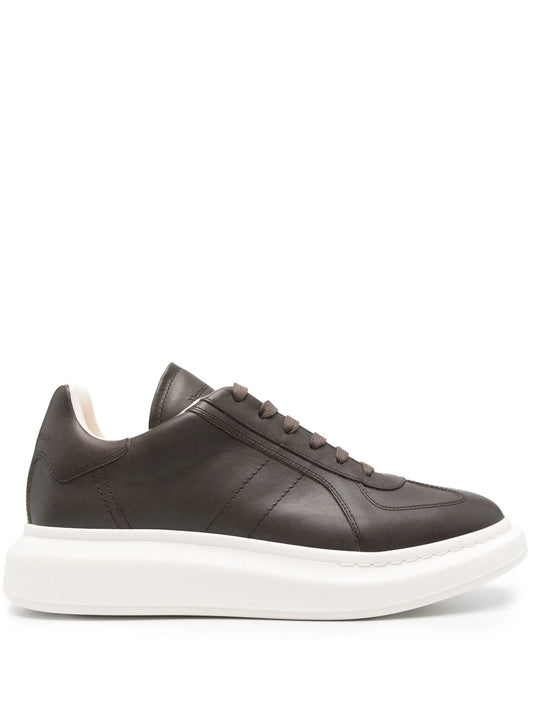 Oversized Retro sneakers