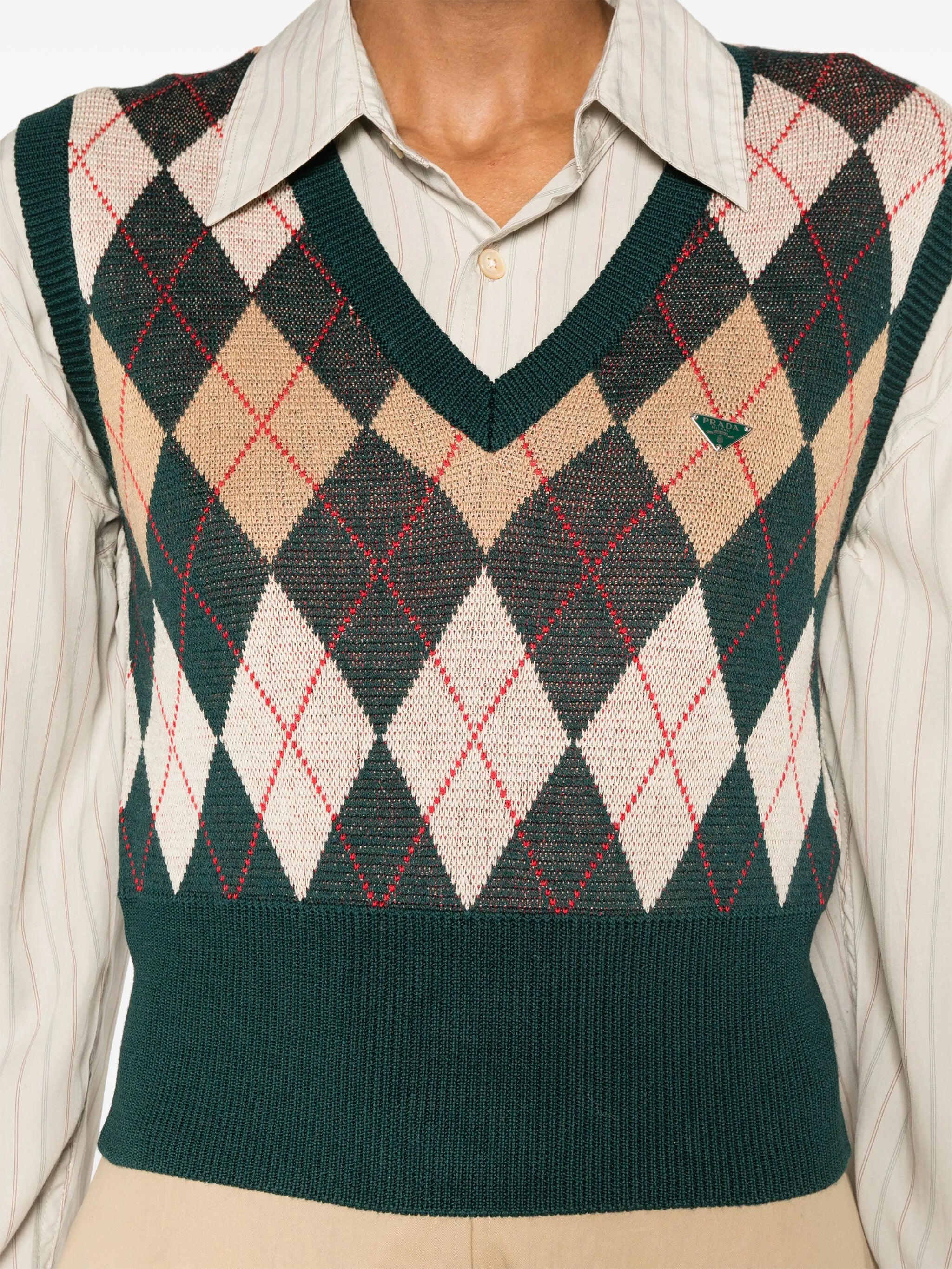 triangle-plaque argyle-knit vest