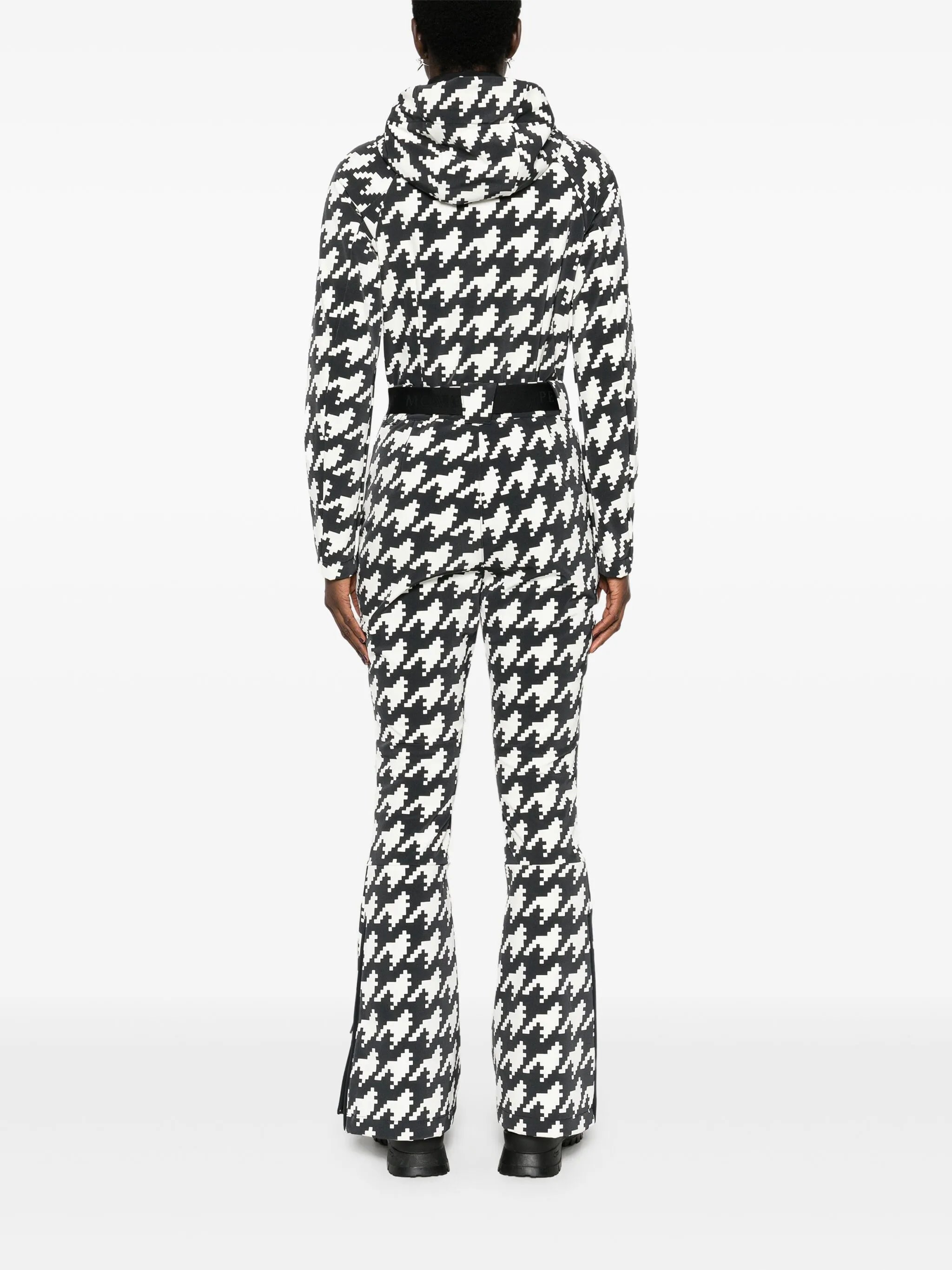 Tignes ski suit