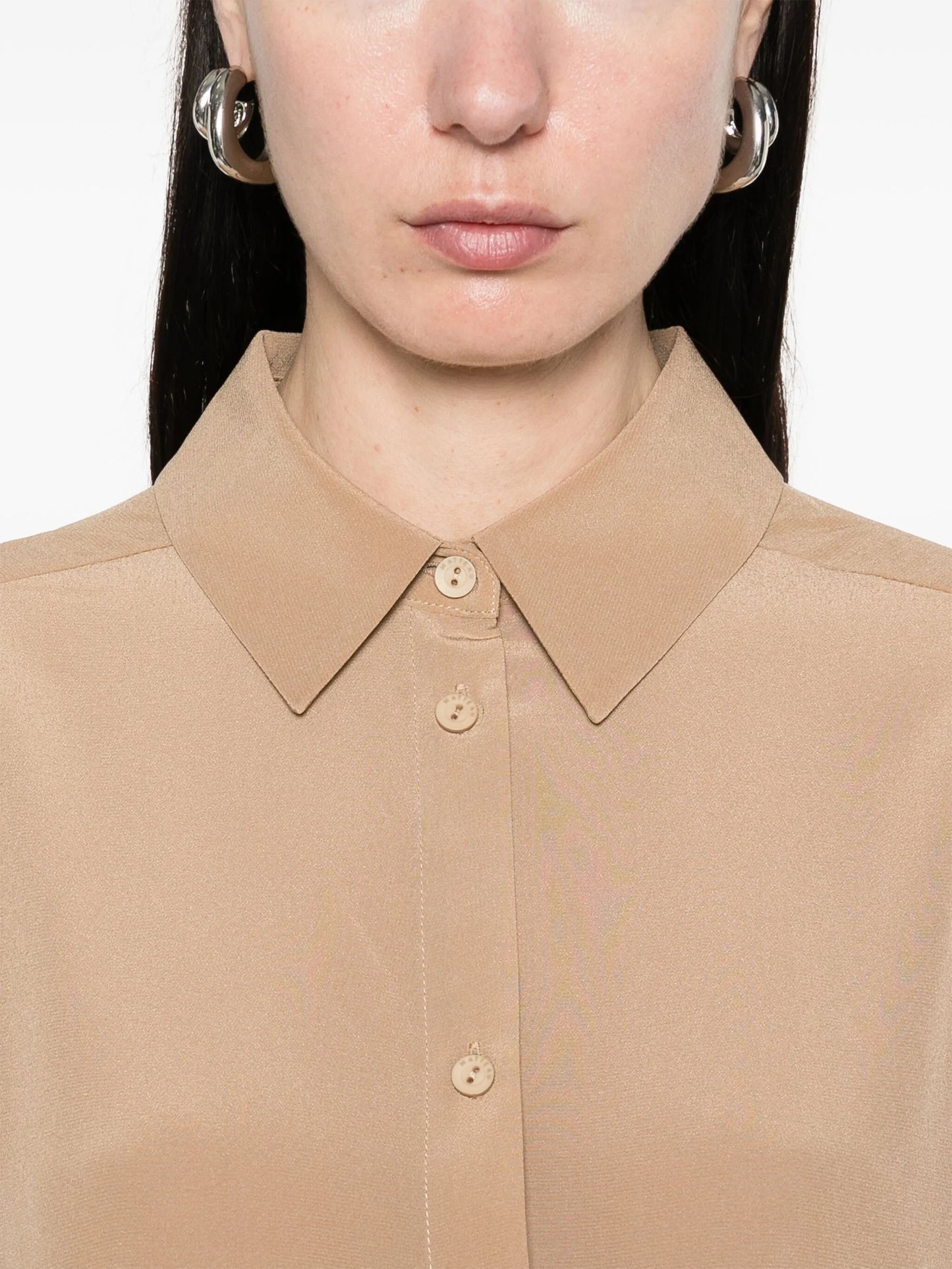 longsleeved silk shirt