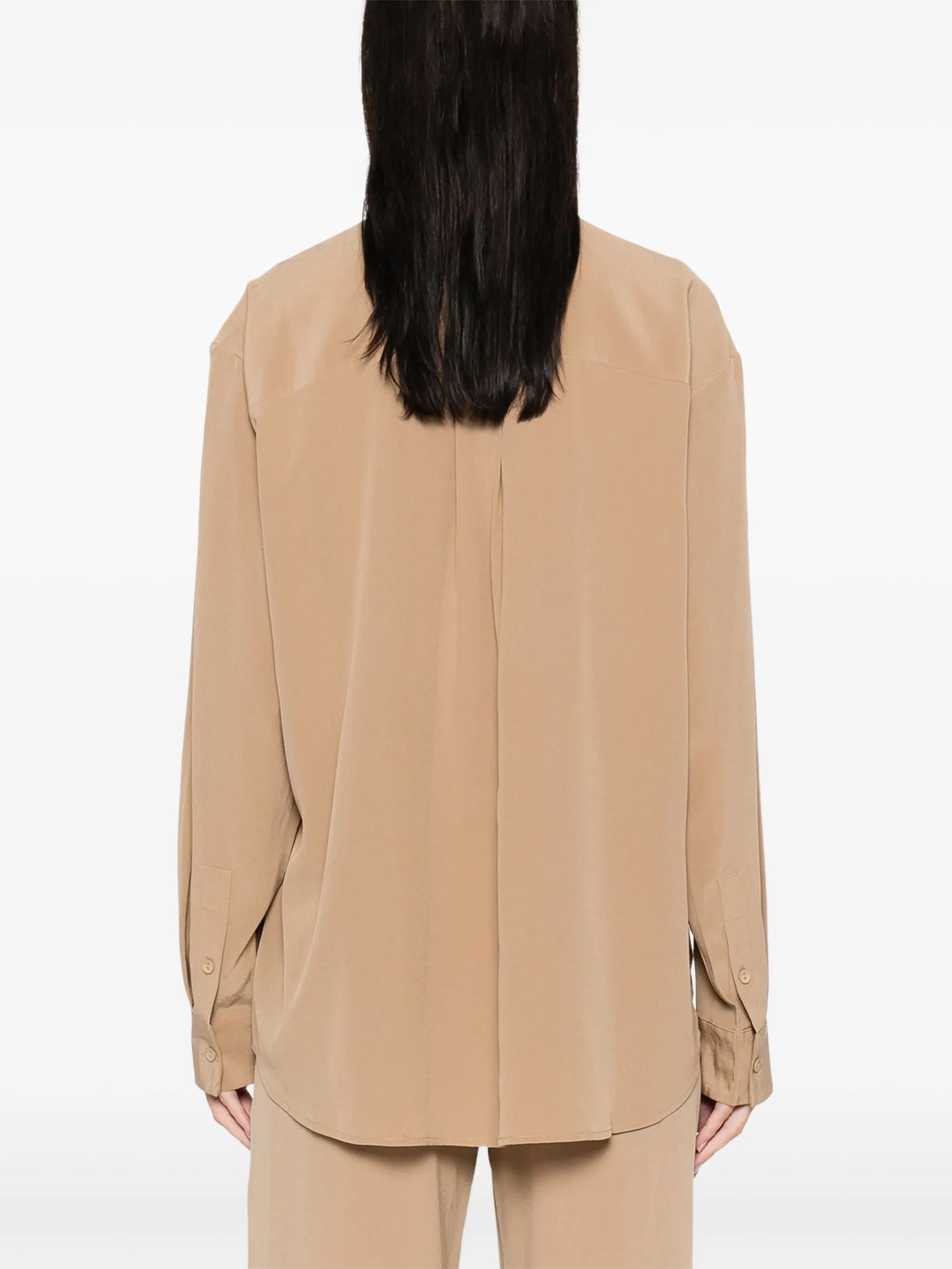 longsleeved silk shirt