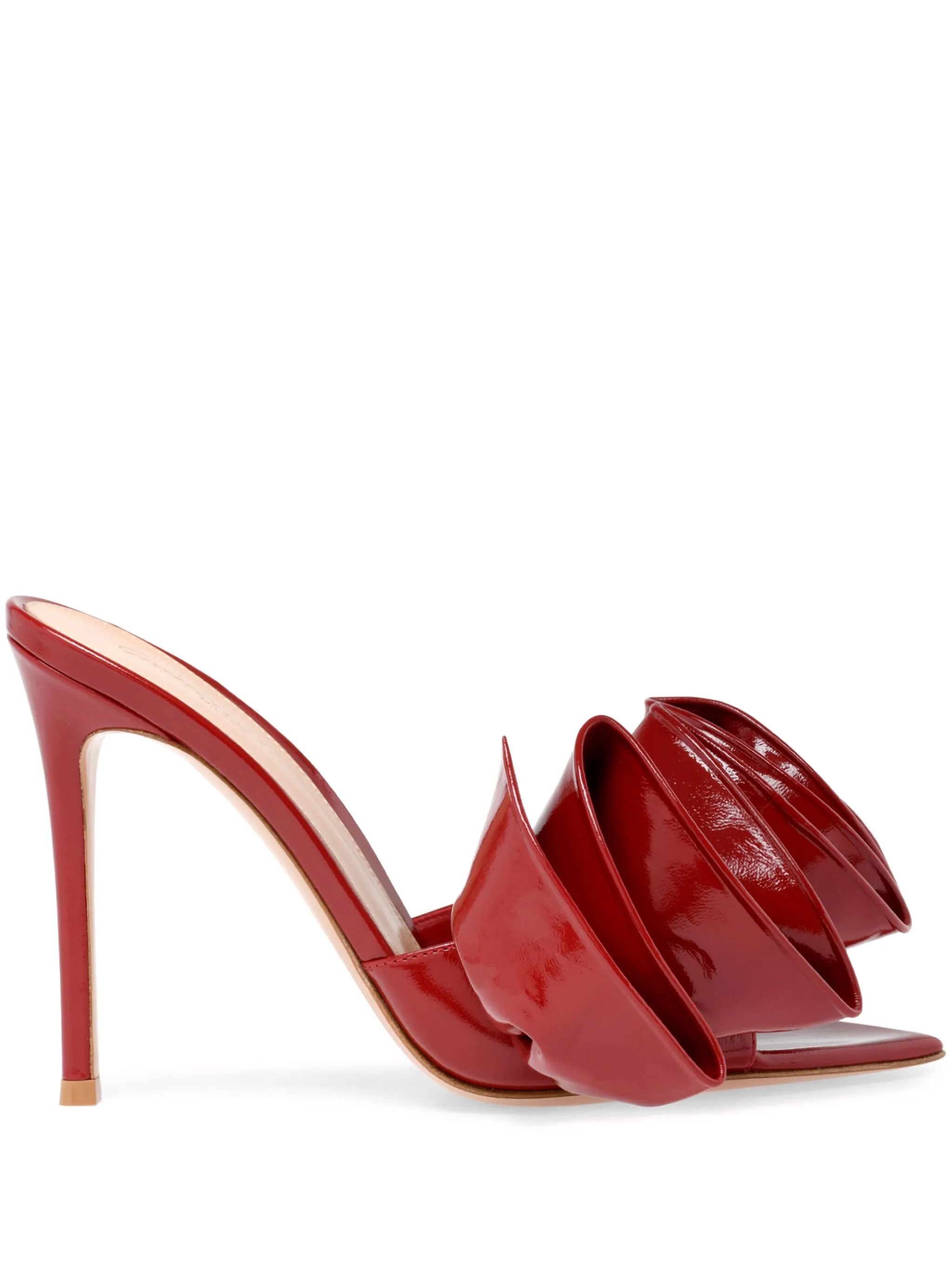 Gabrielle 105mm mules