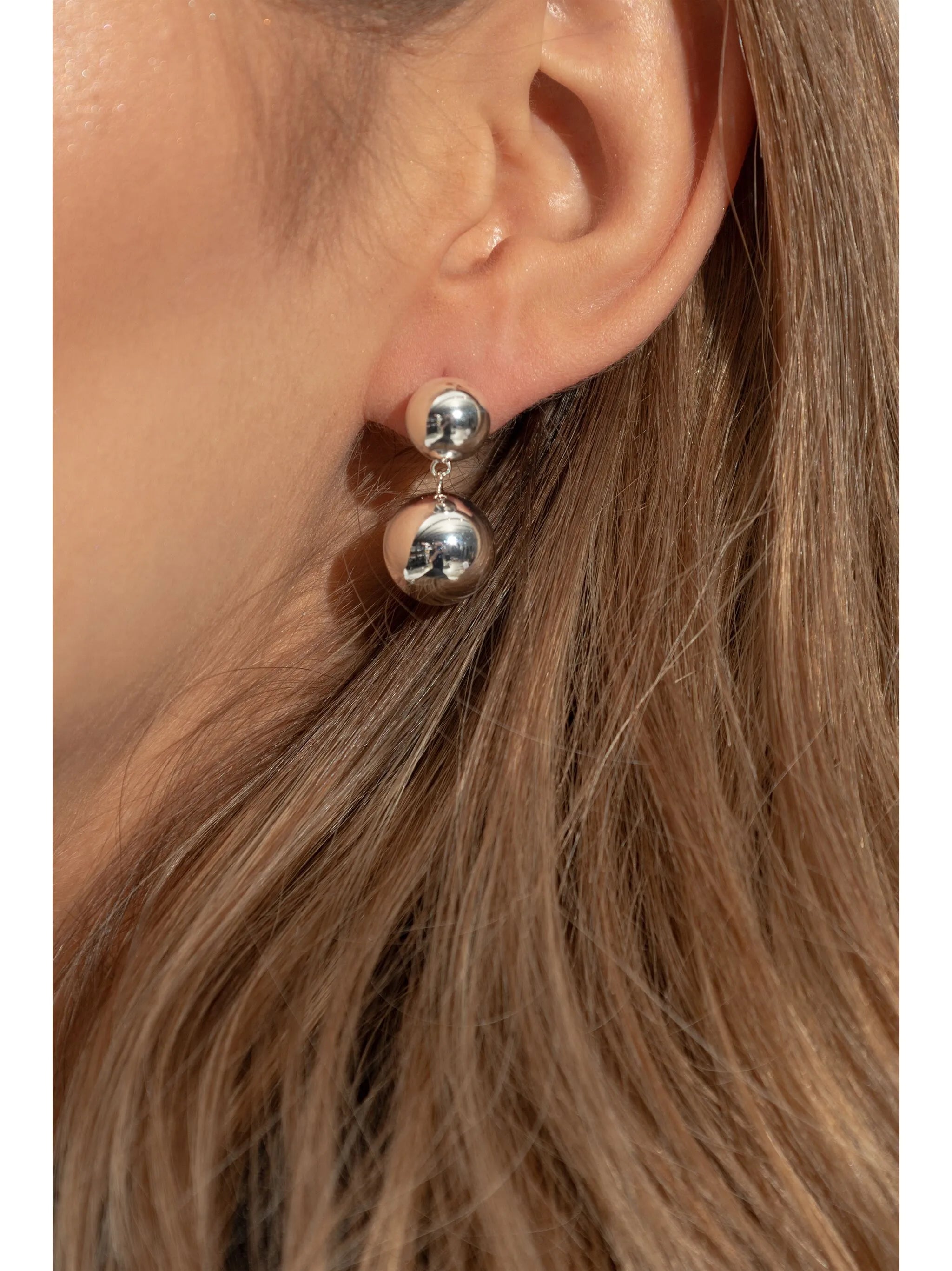 The Caroline earrings