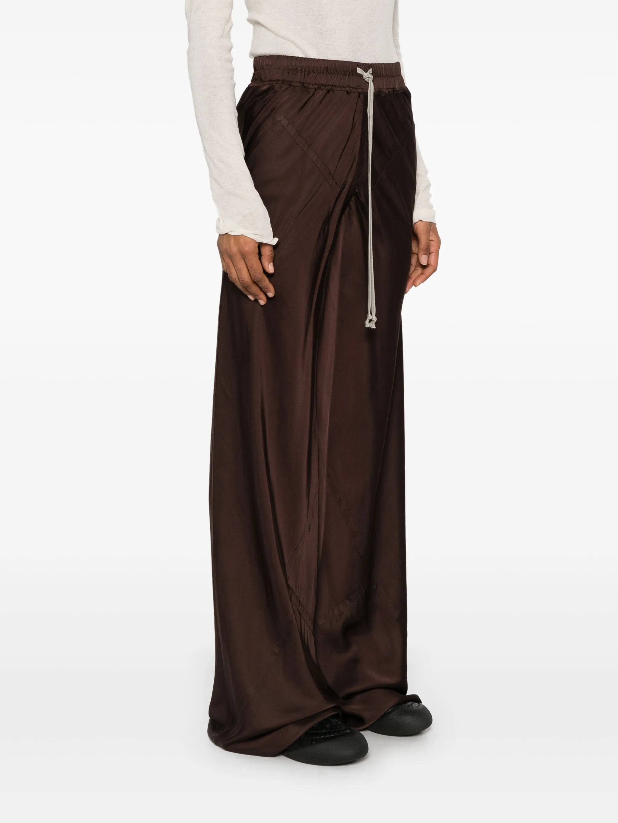 Bias trousers