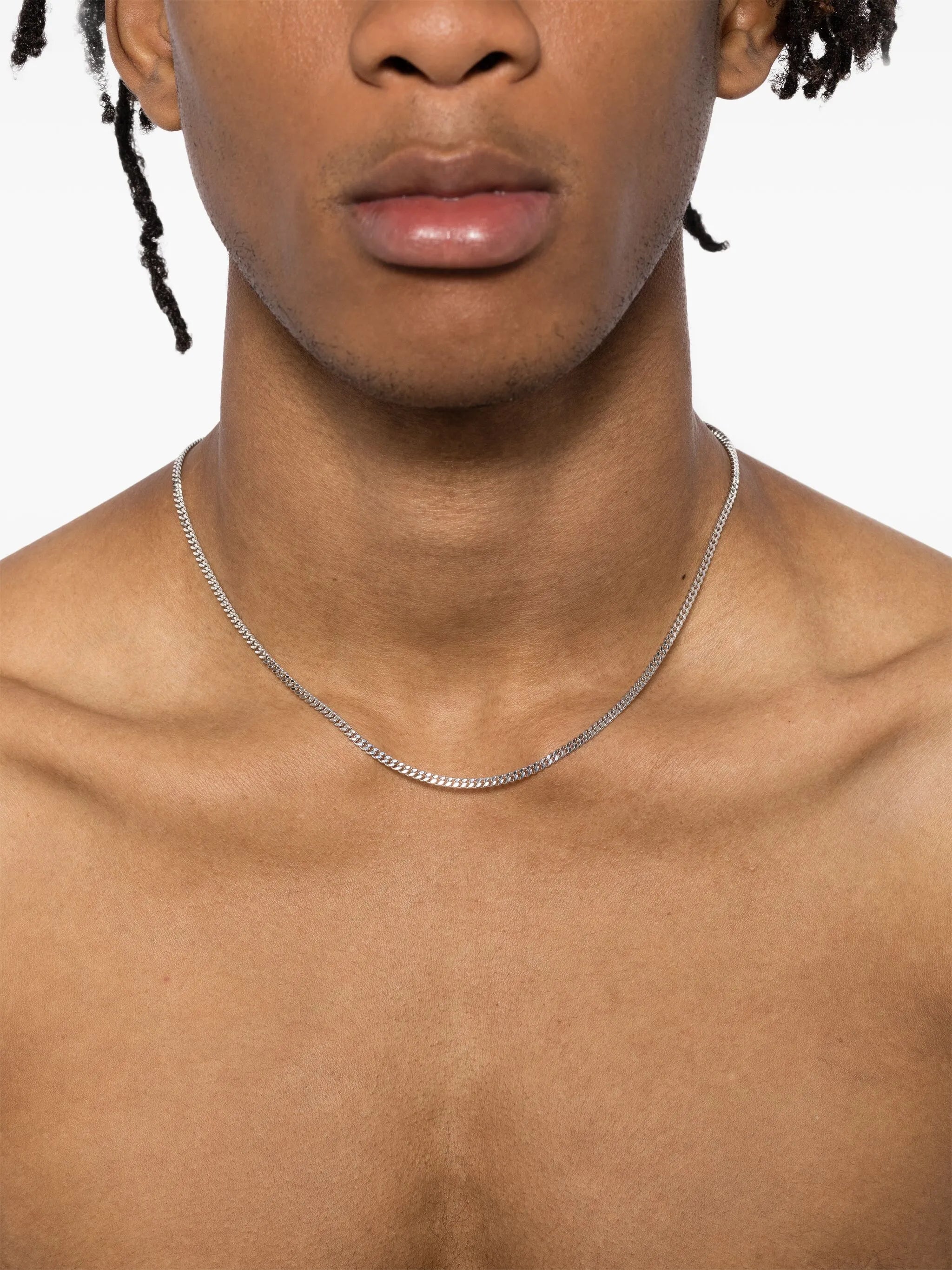 Curb chain M