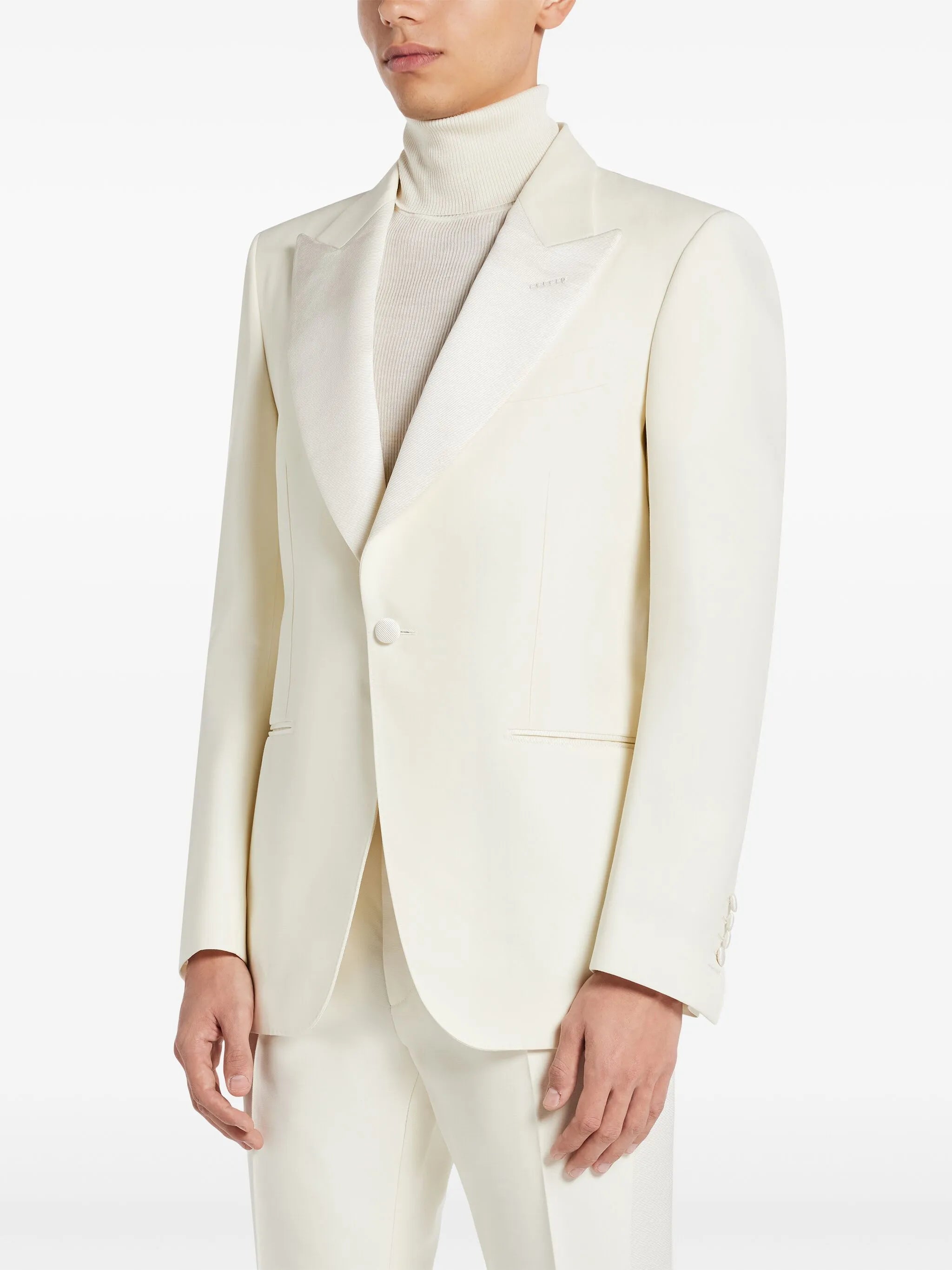 single-breasted blazer