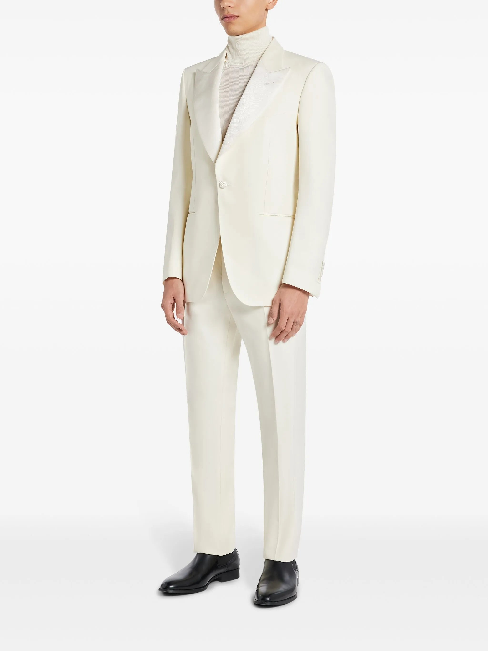 single-breasted blazer