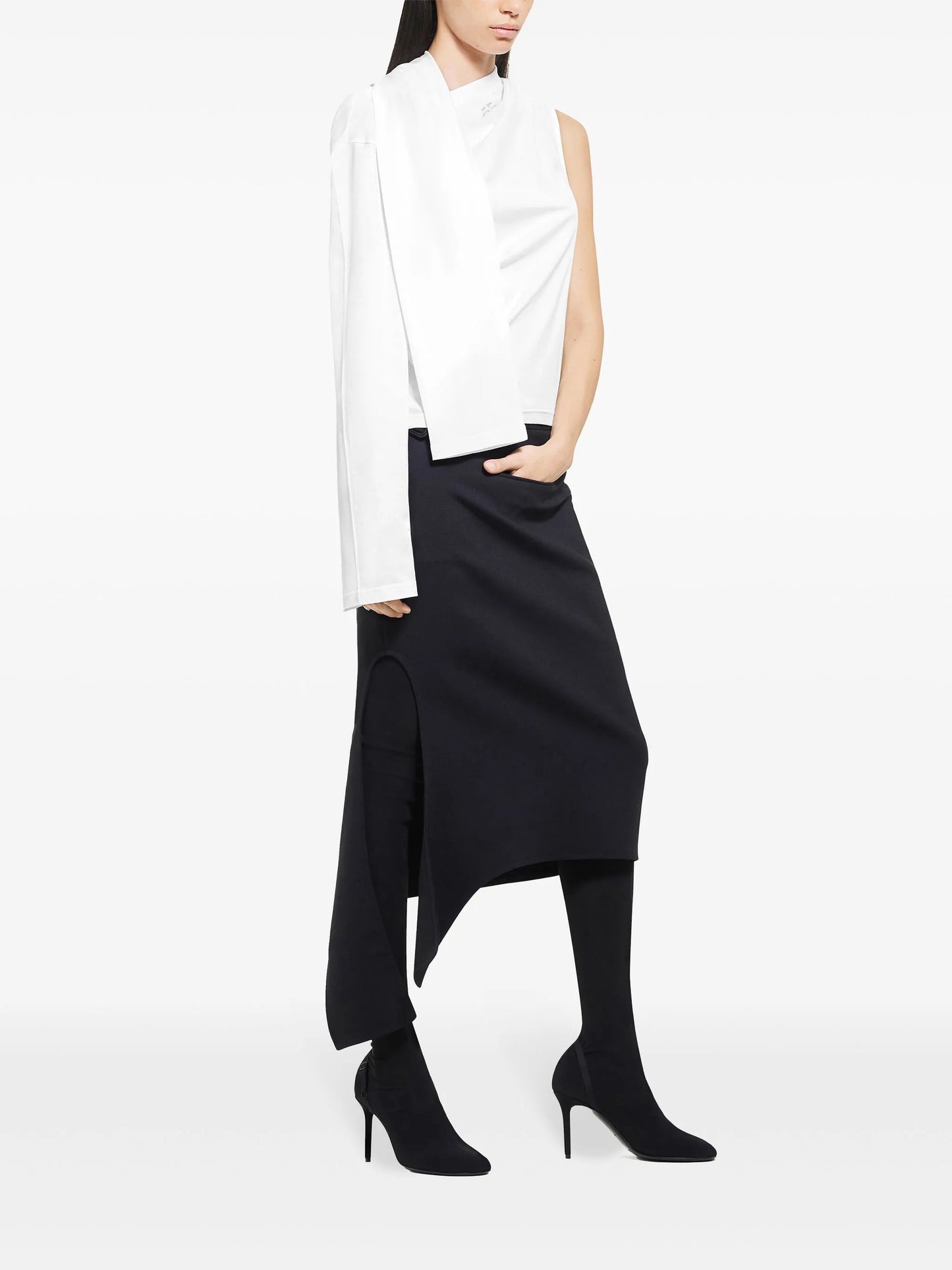 asymmetric off-shoulder T-shirt