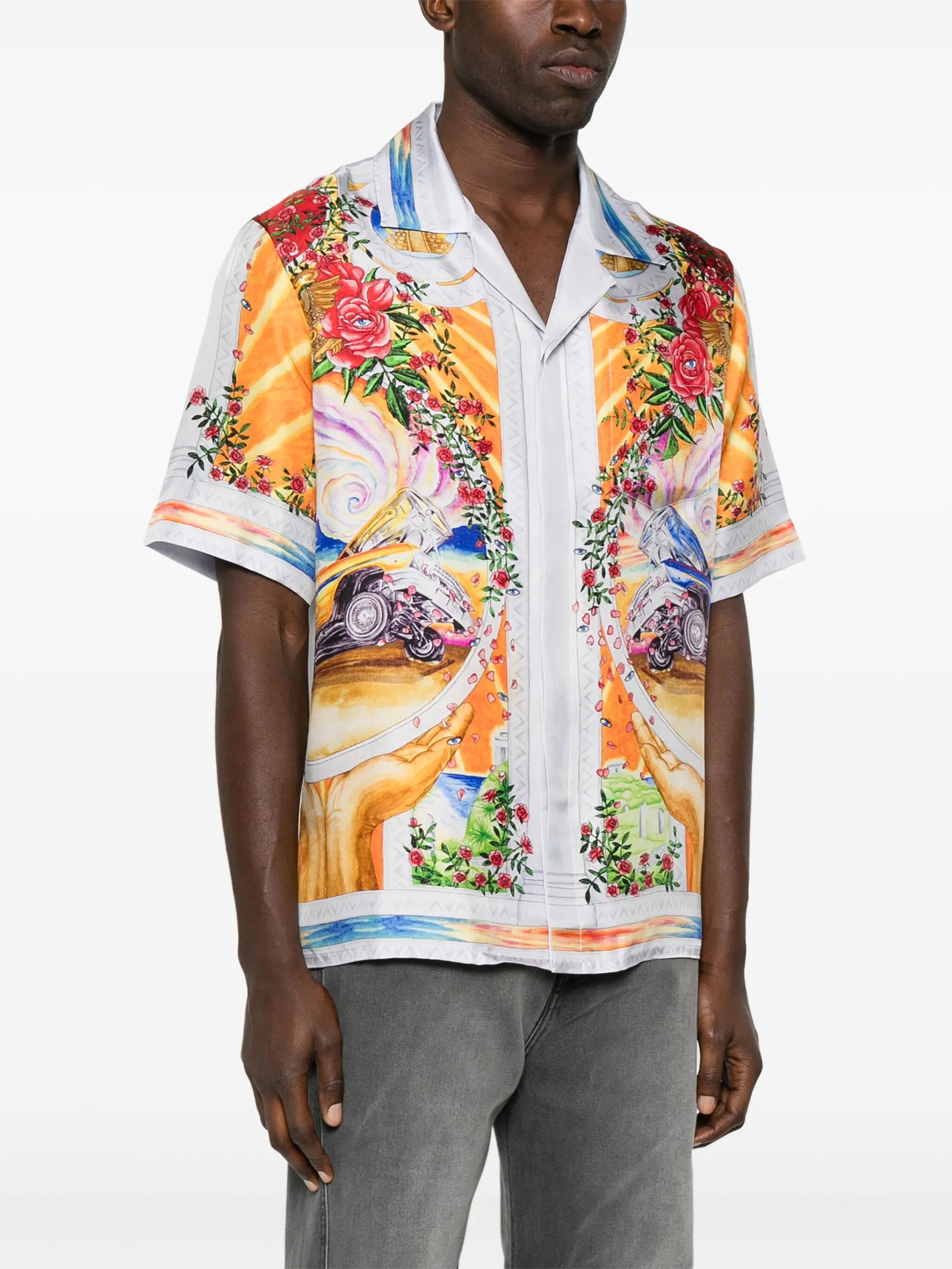 graphic-print shirt