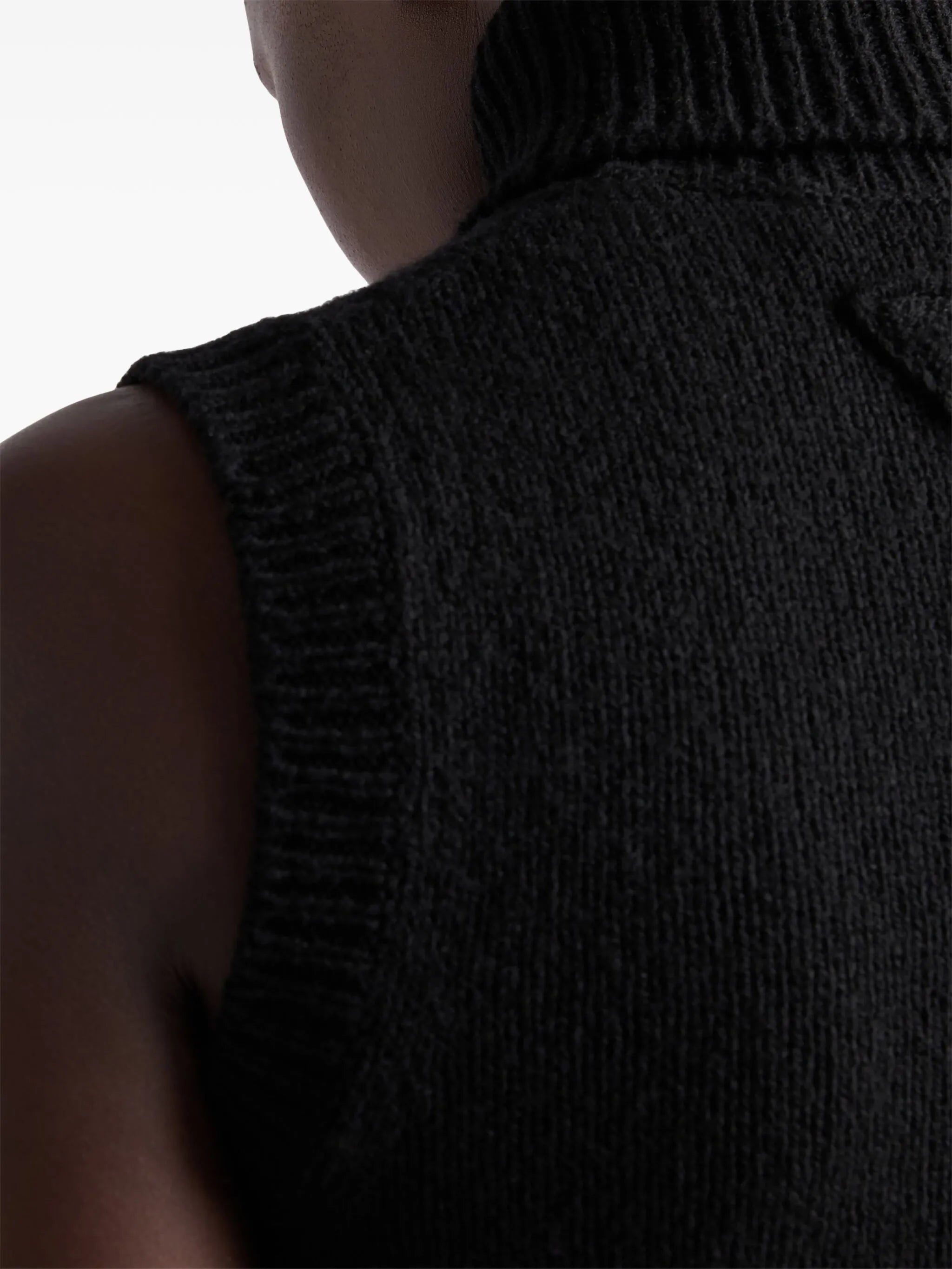 roll-neck cashmere vest