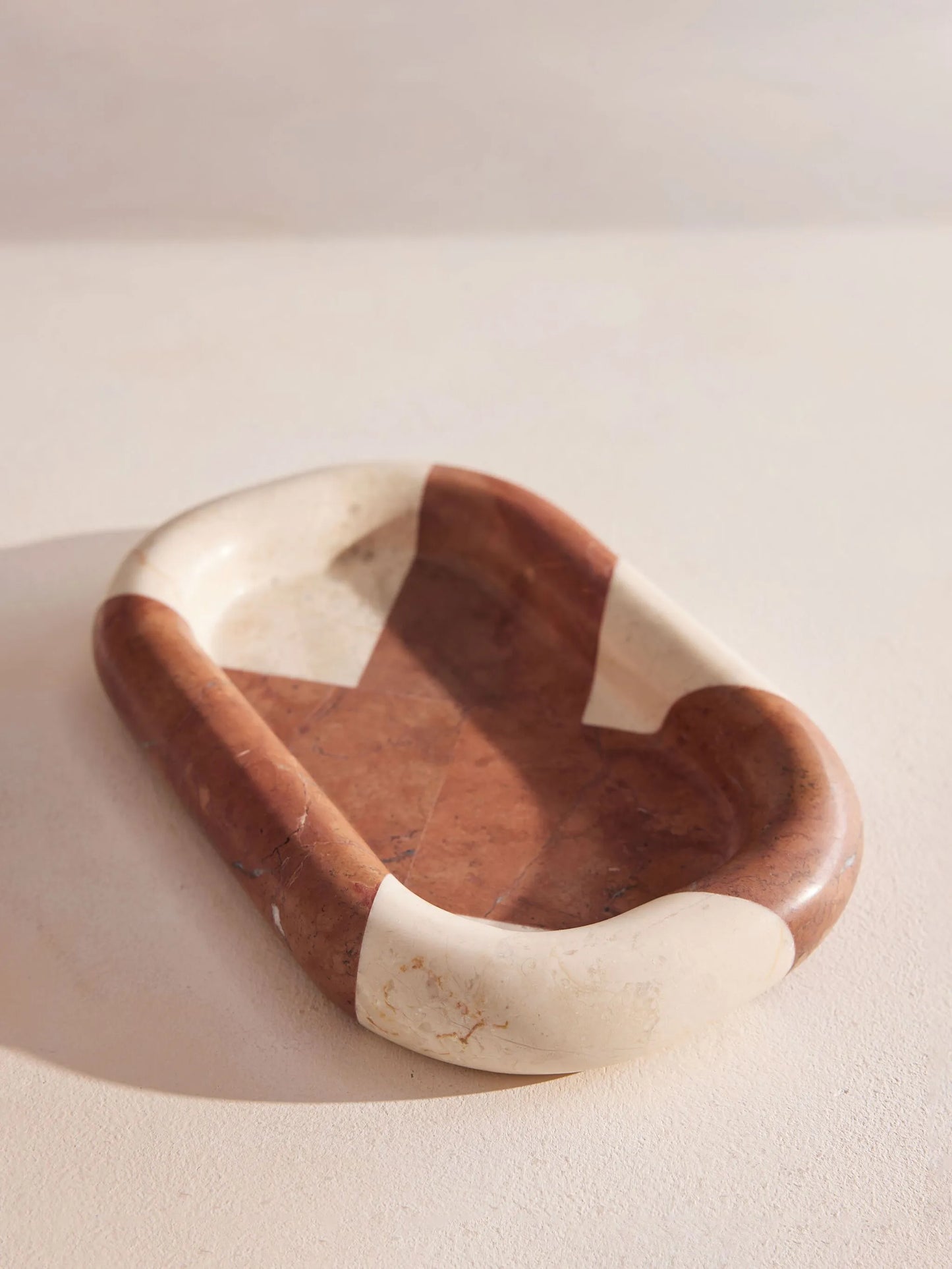 Adley decorative tray (3cm x 23cm)