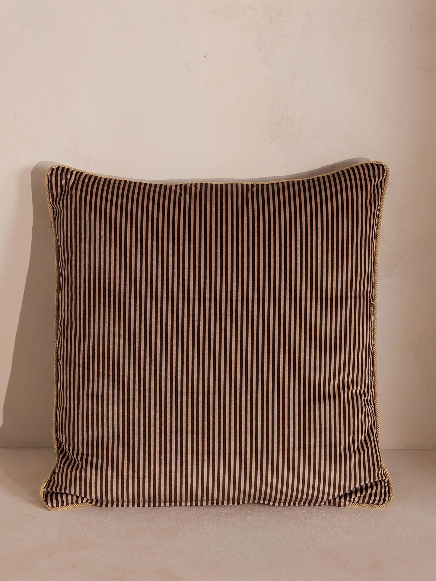 Regency cushion (50cm x 50cm)