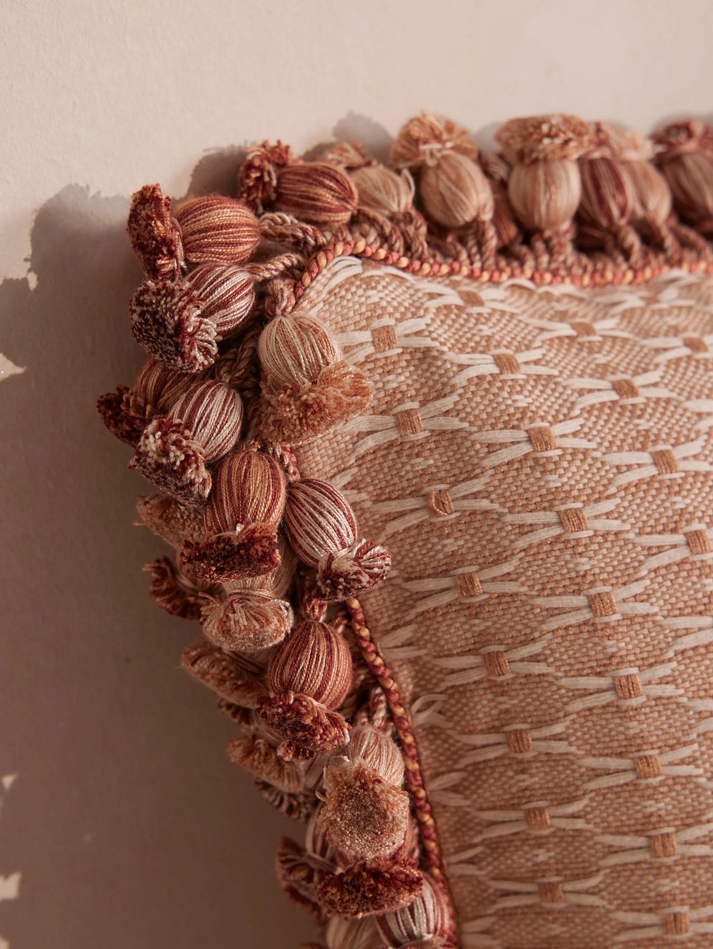 Lera cushion (50cm x 50cm)