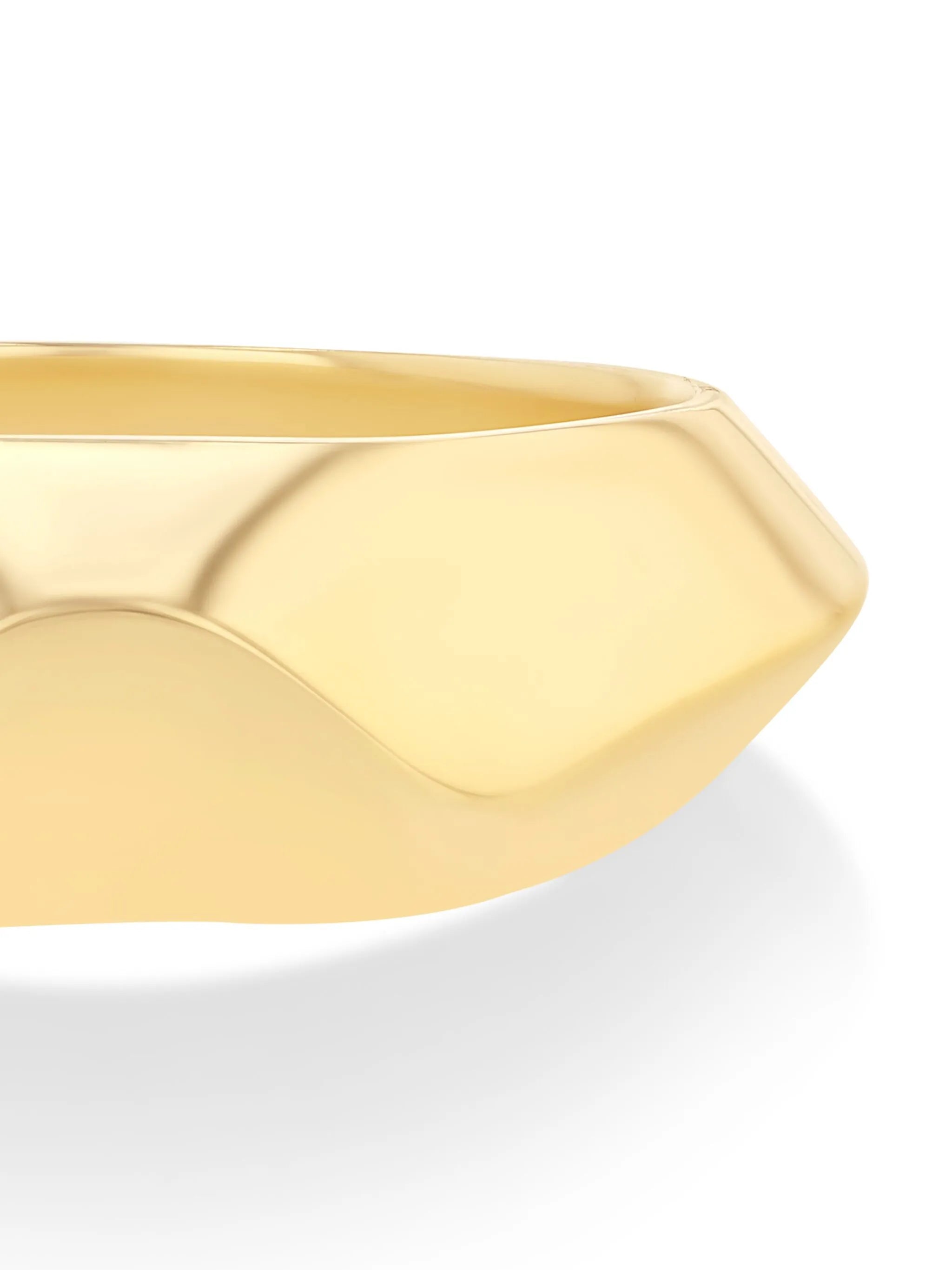 18kt yellow gold Wave ring