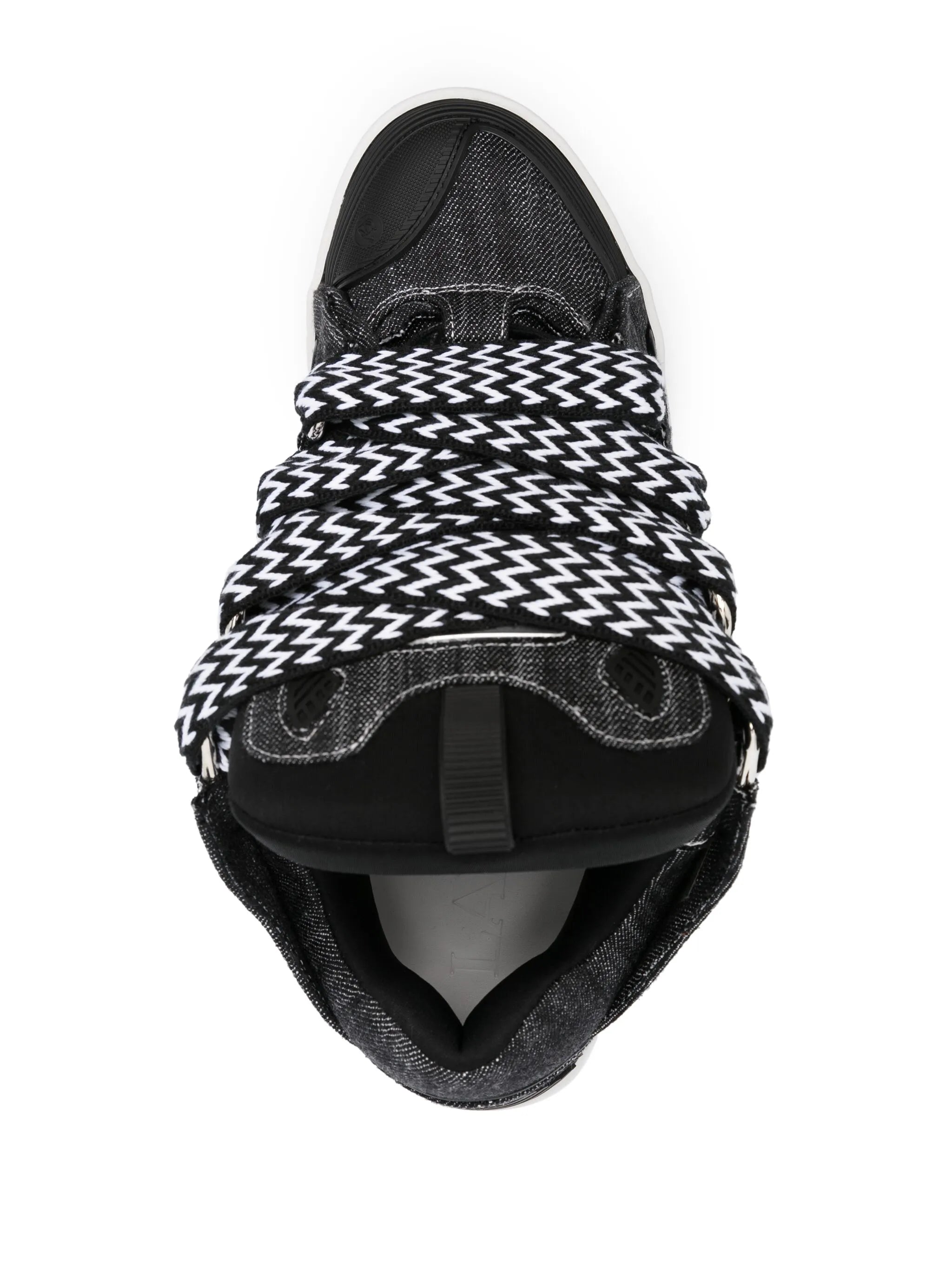 Curb sneakers