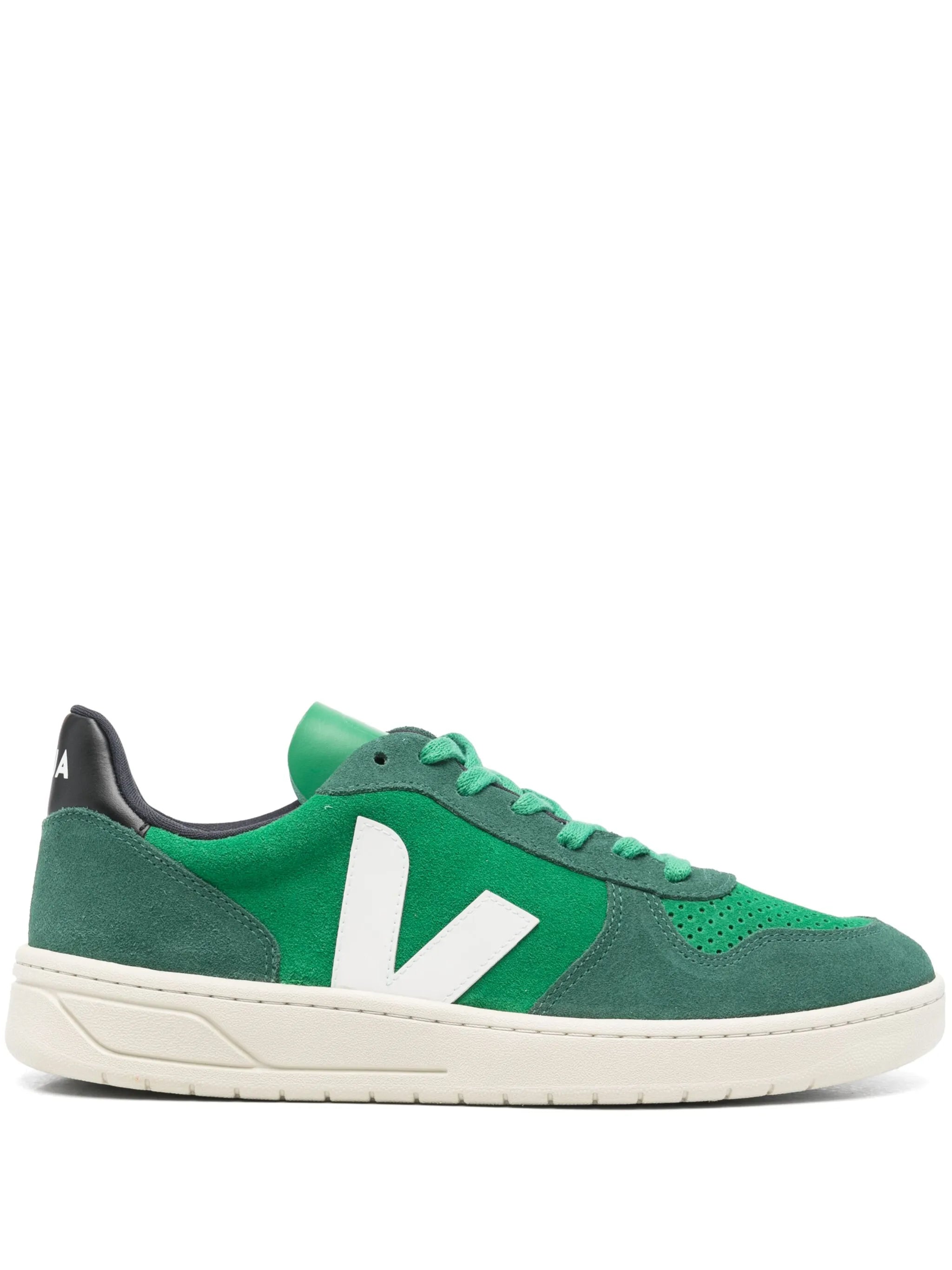 V-10 sneakers