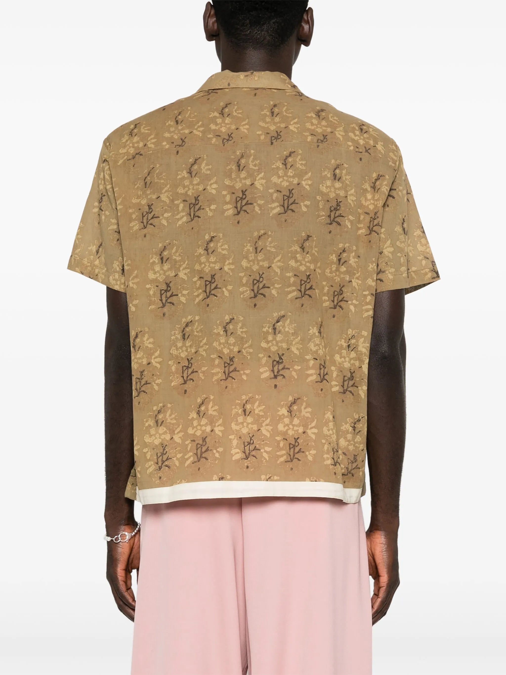 graphic-print shirt