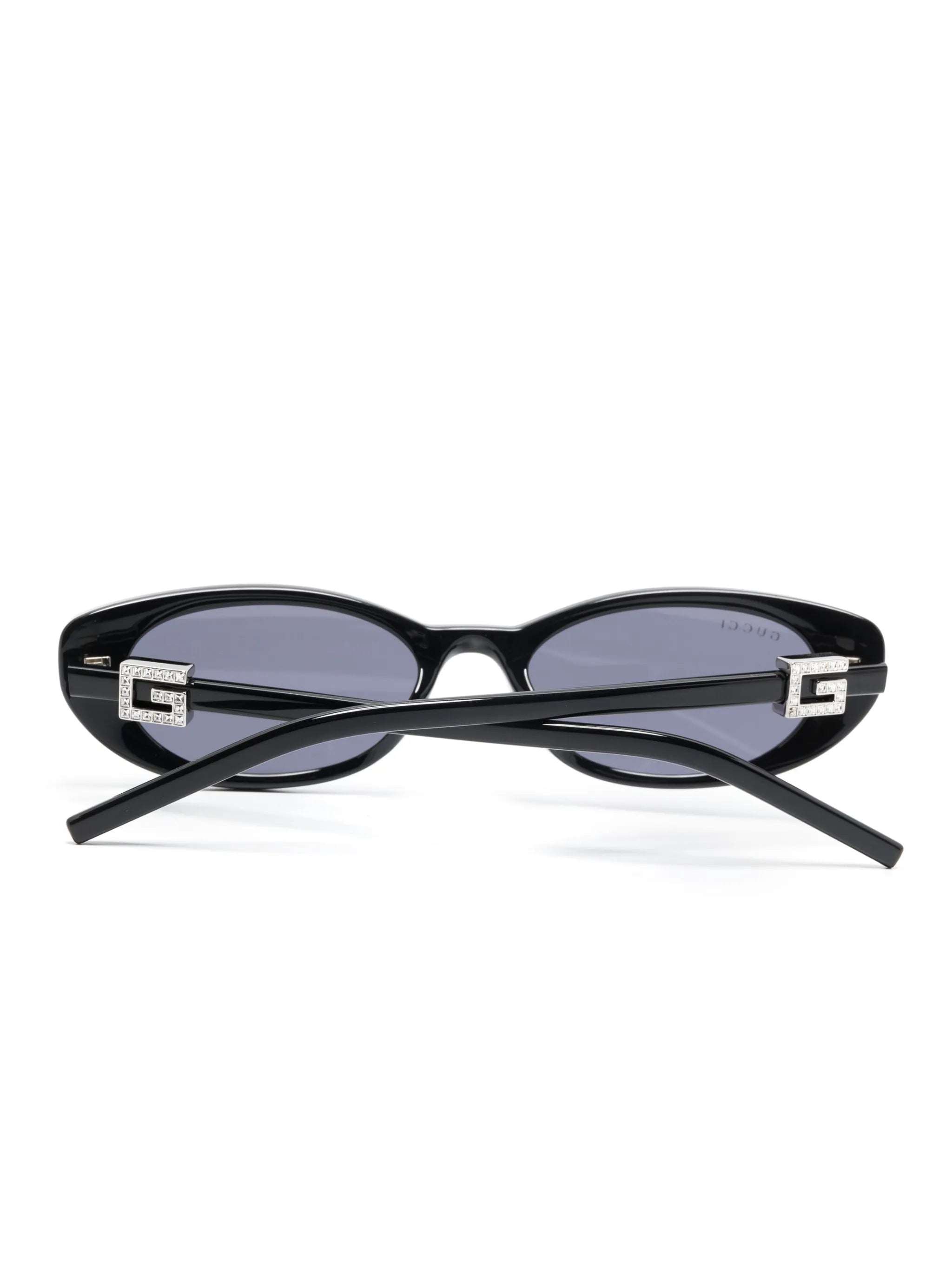 oval-frame sunglasses