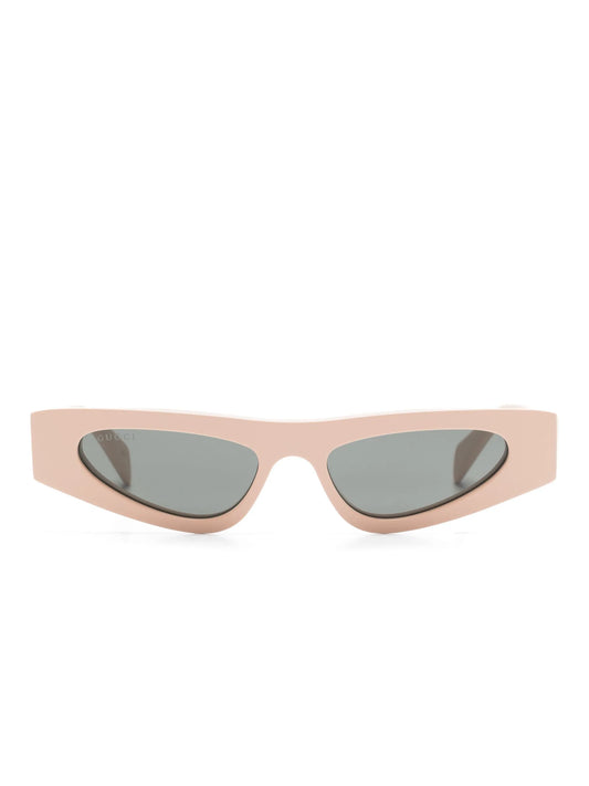cat-eye frame sunglasses