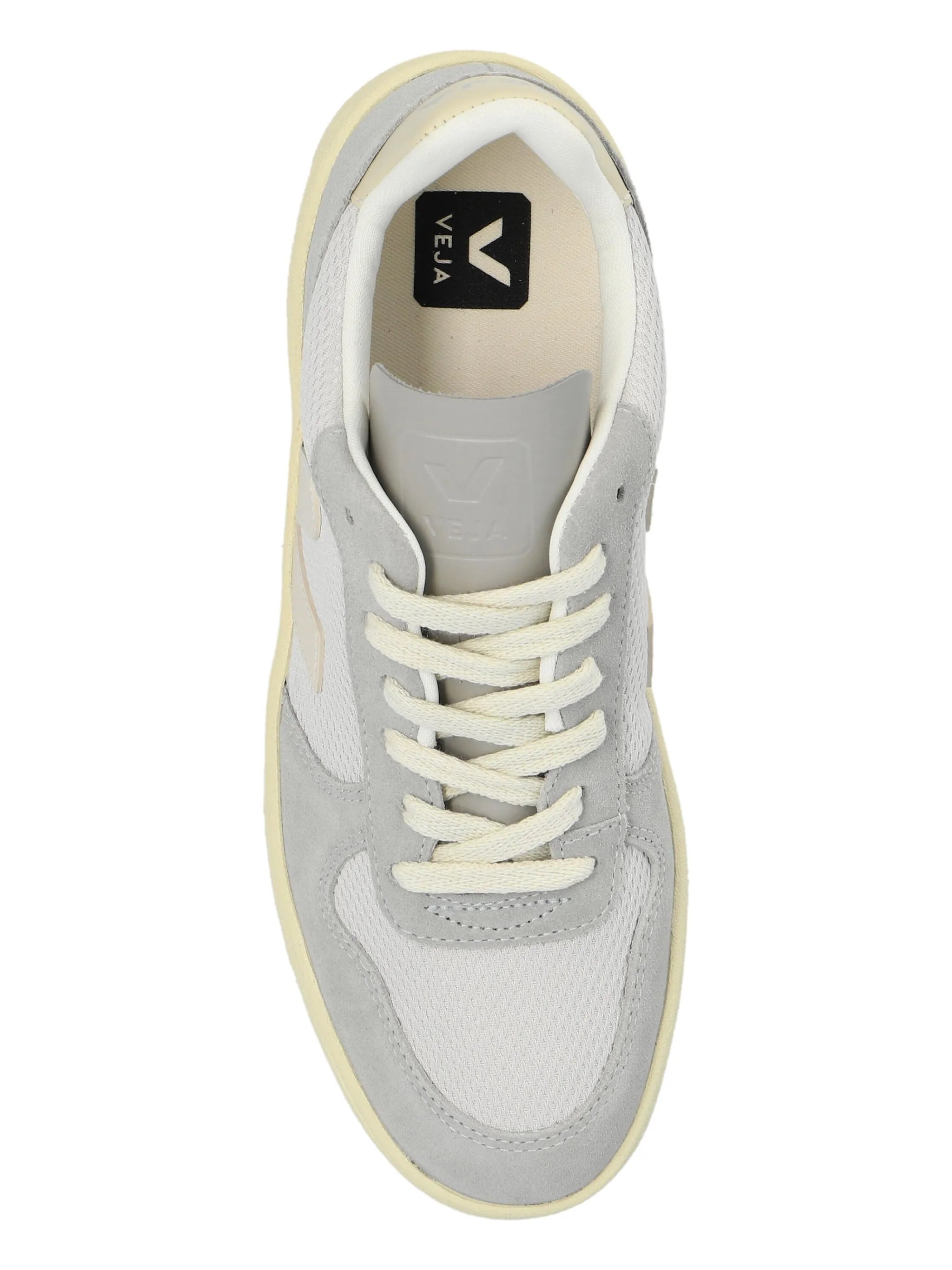 V-10 sneakers