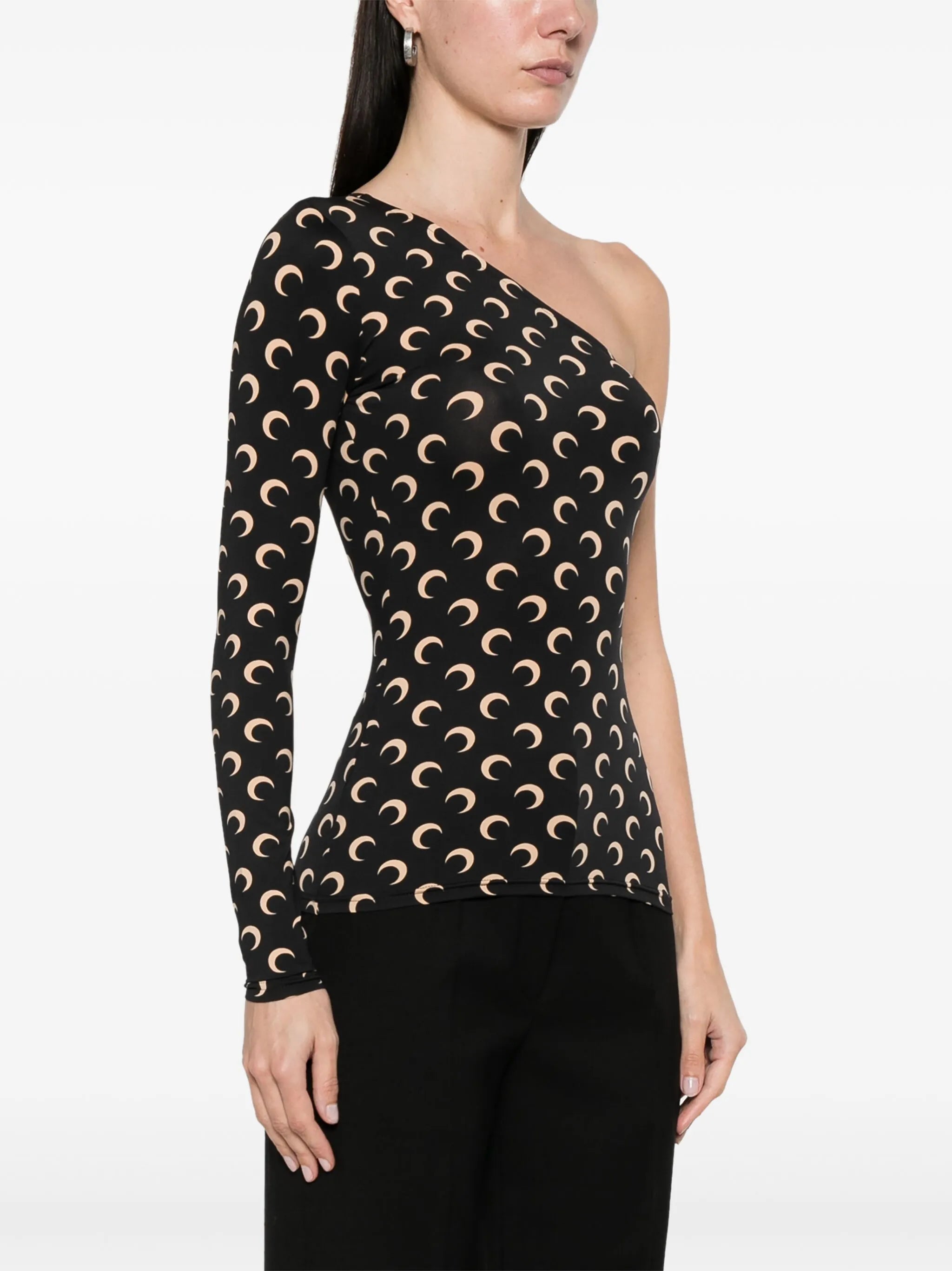 Crescent Moon asymmetric top