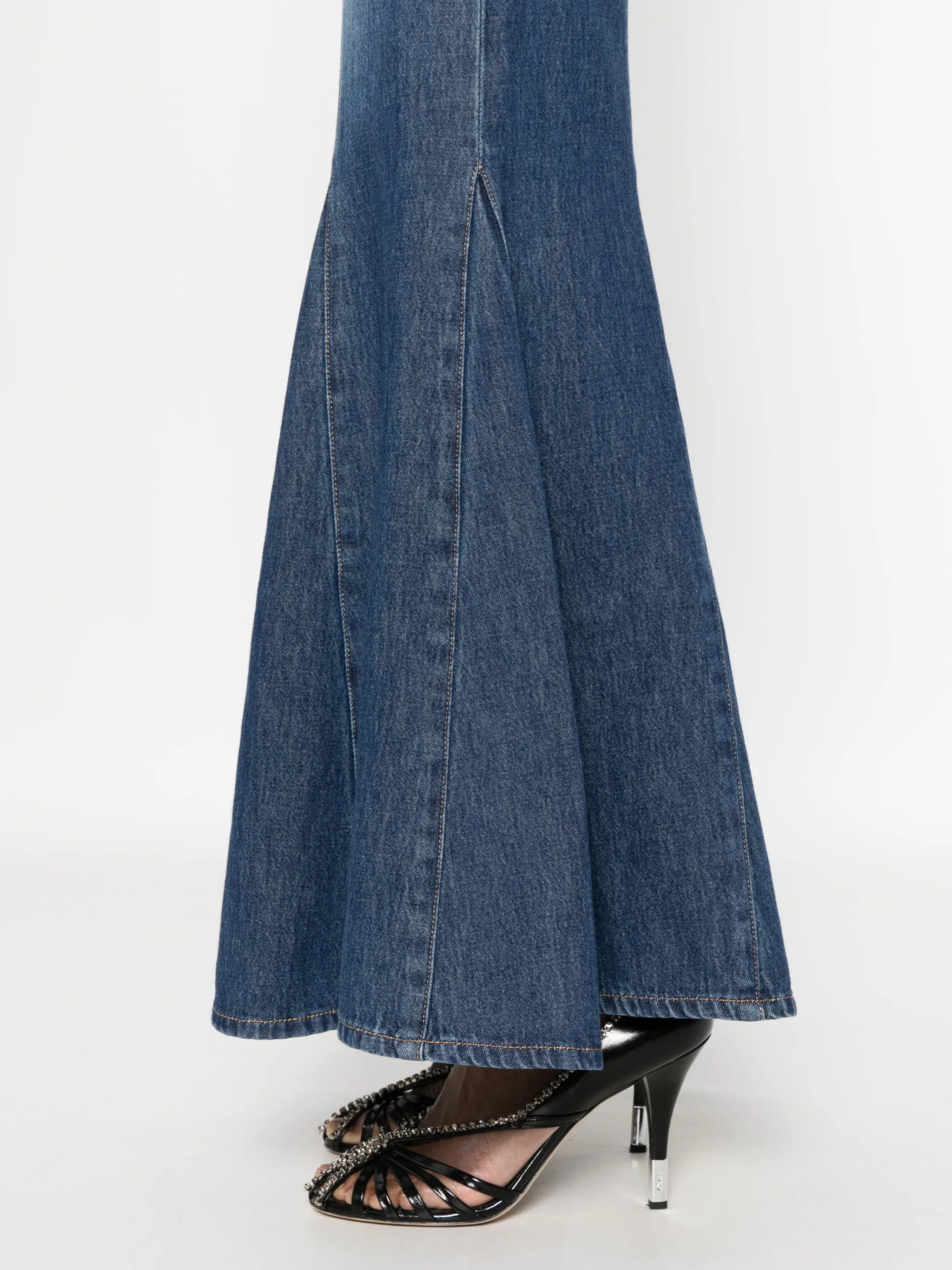 flared jeans