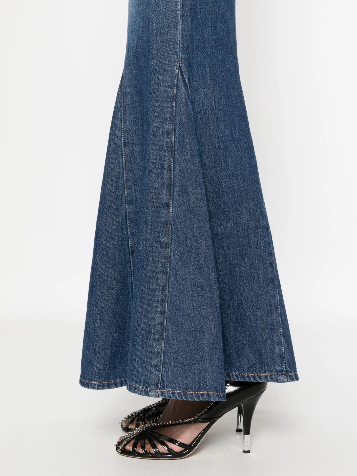 flared jeans
