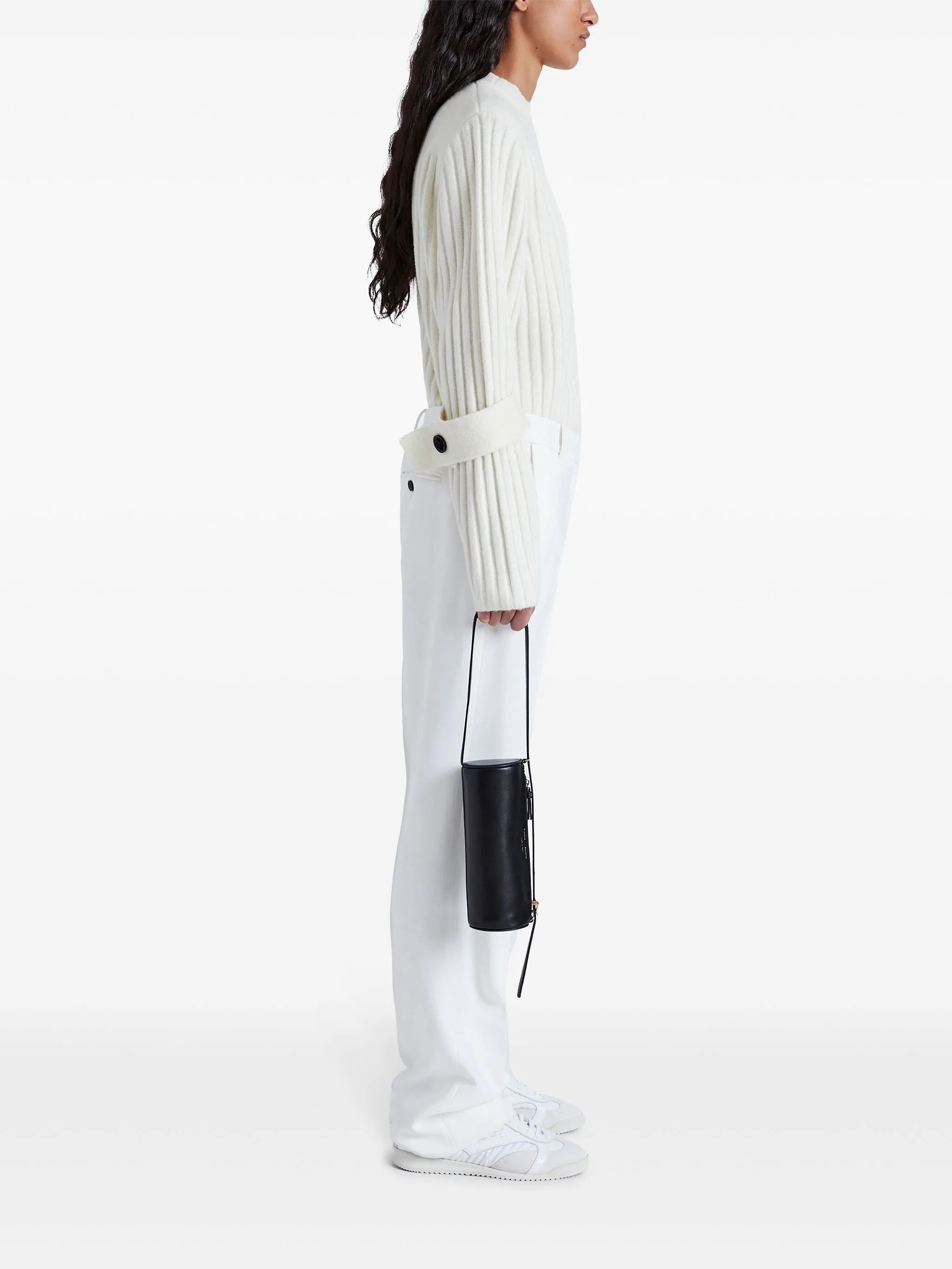 Silo shoulder bag