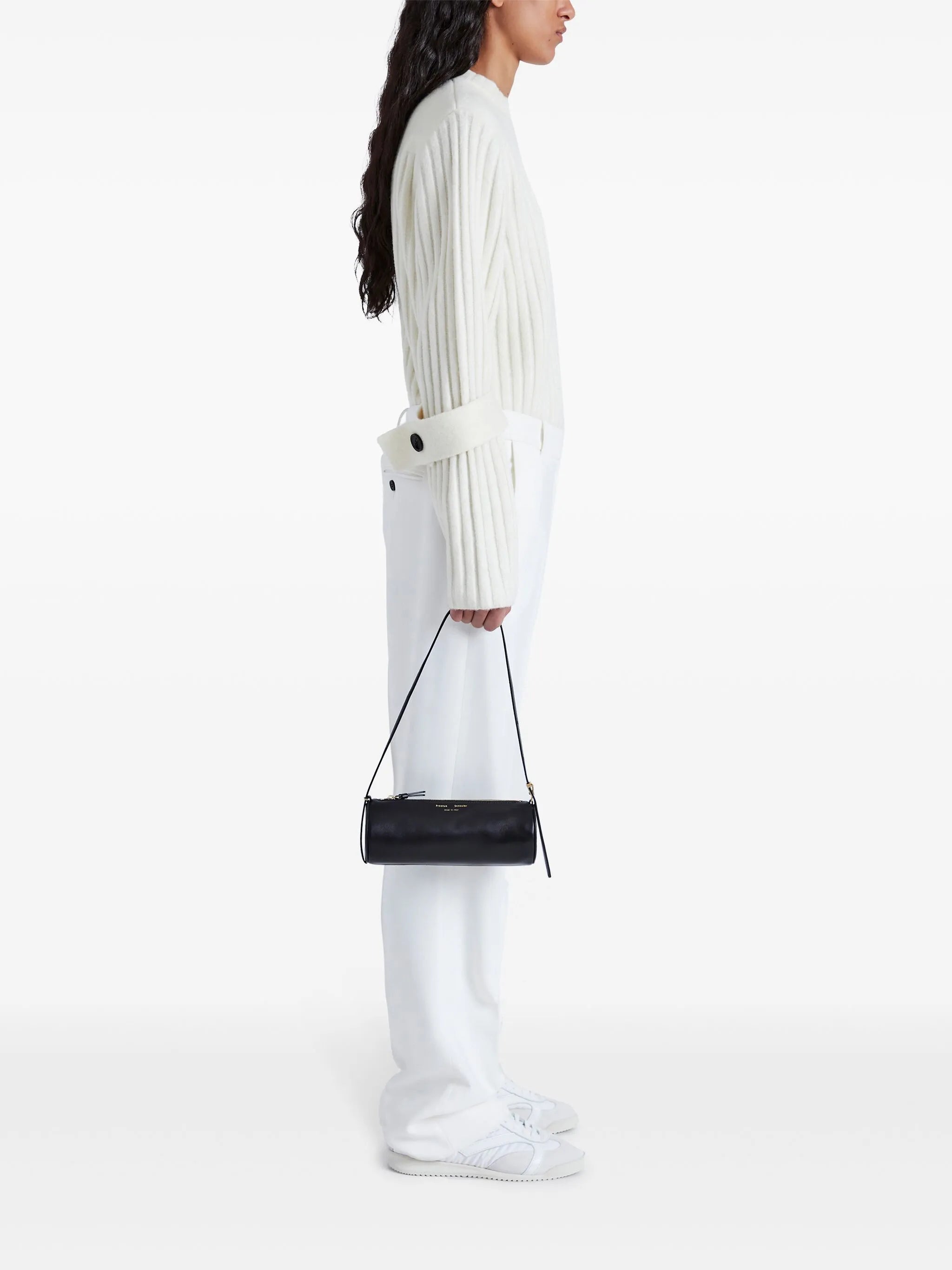 Silo shoulder bag