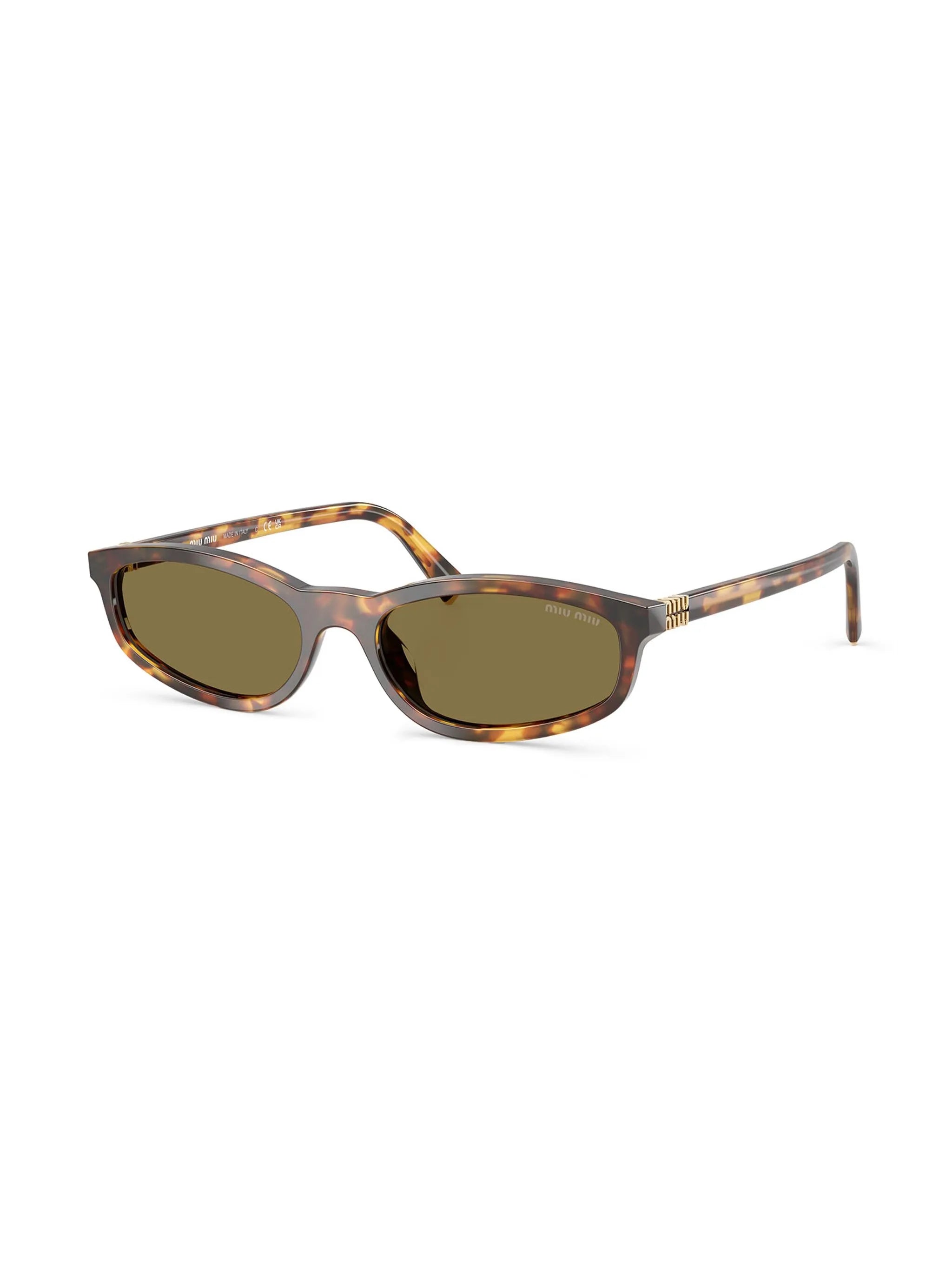 tortoiseshell-effect sunglasses