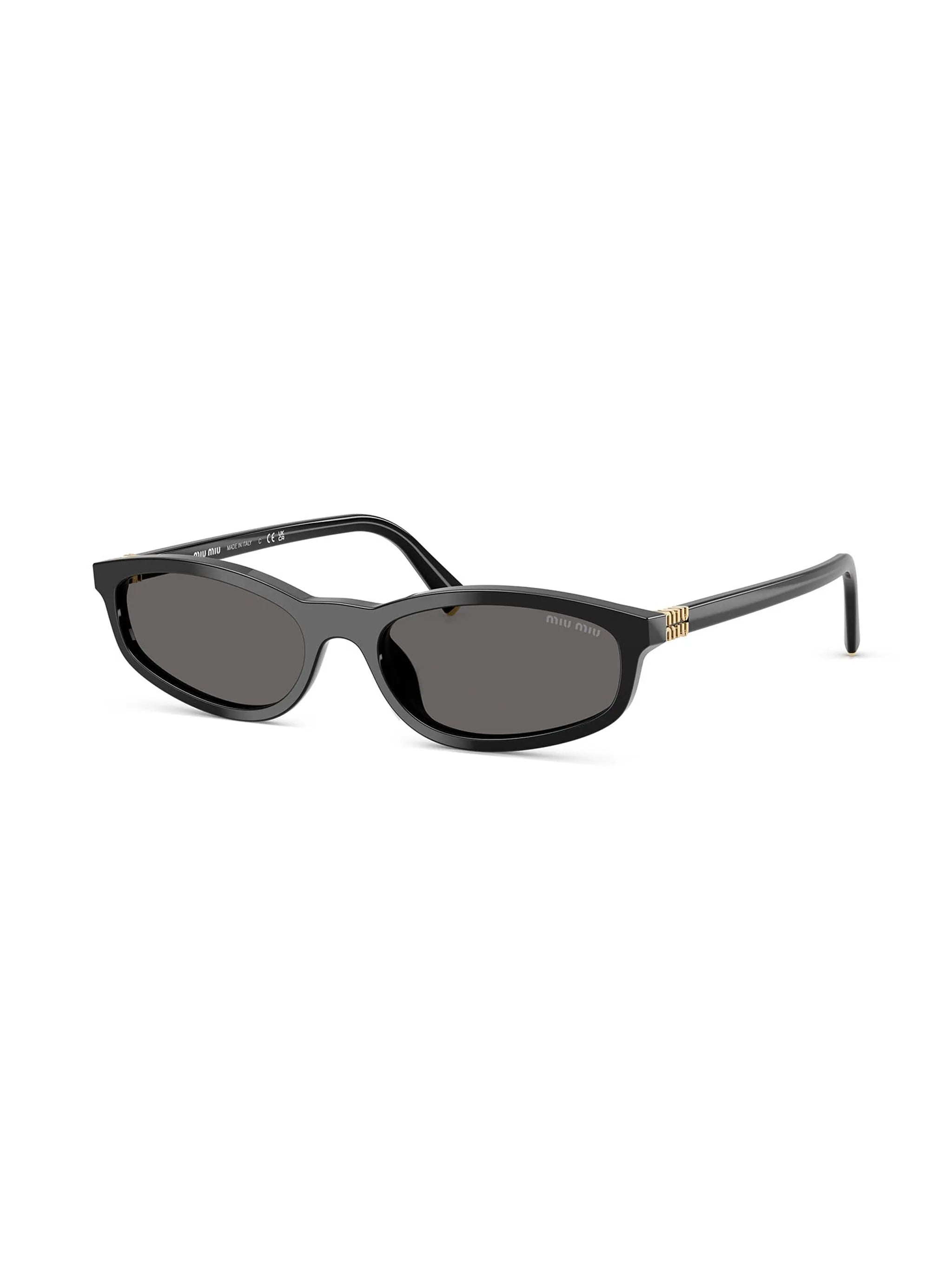 oval-frame sunglasses